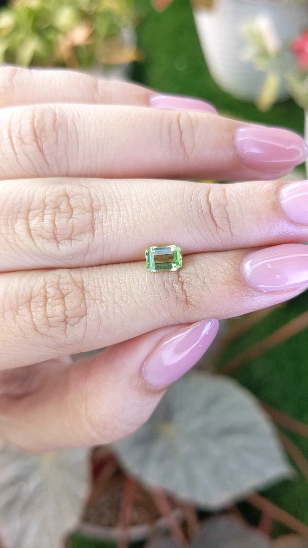 0.67 Ct. Green (Lime Green) Peridot from Pakistan Size Video