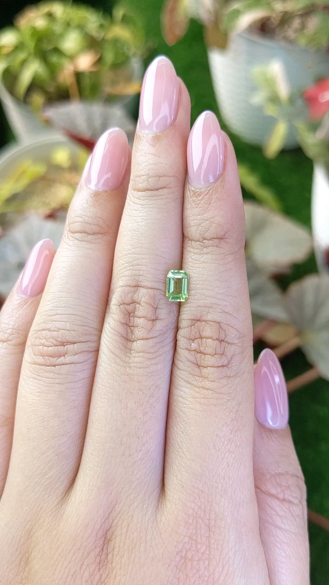 0.67 Ct. Green (Lime Green) Peridot from Pakistan Size Video