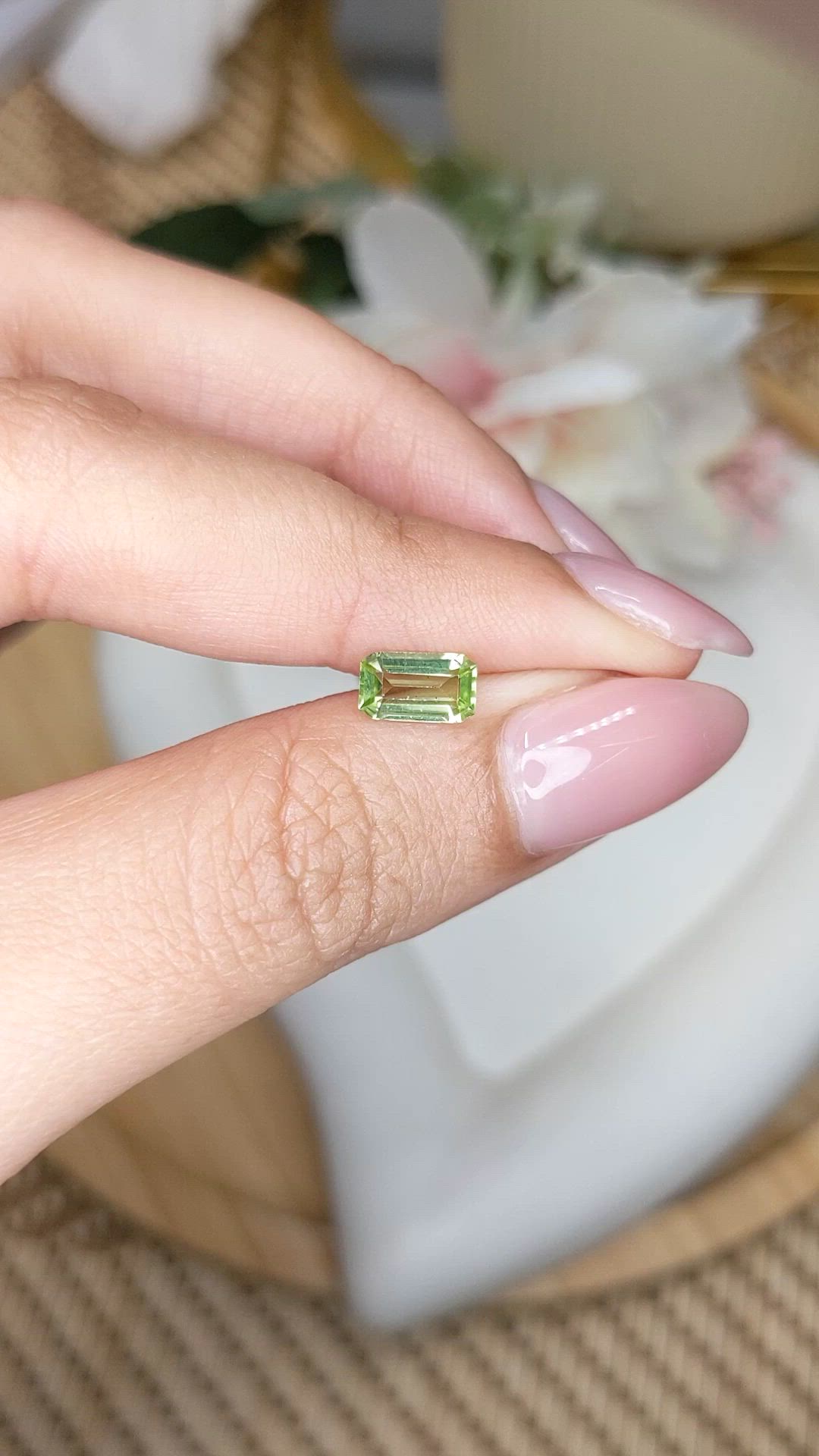 0.83 Ct. Green (Lime Green) Peridot from Pakistan Size Video