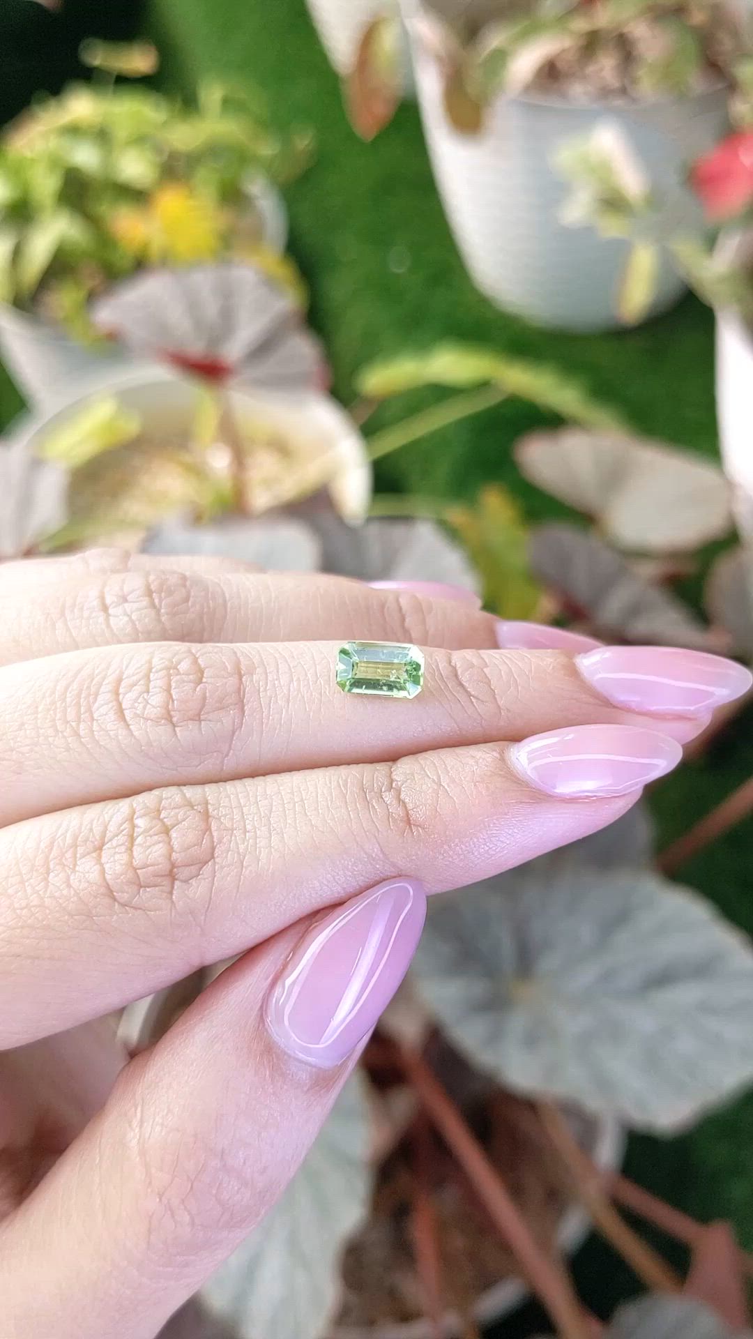 1.02 Ct. Green (Lime Green) Peridot from Pakistan Size Video