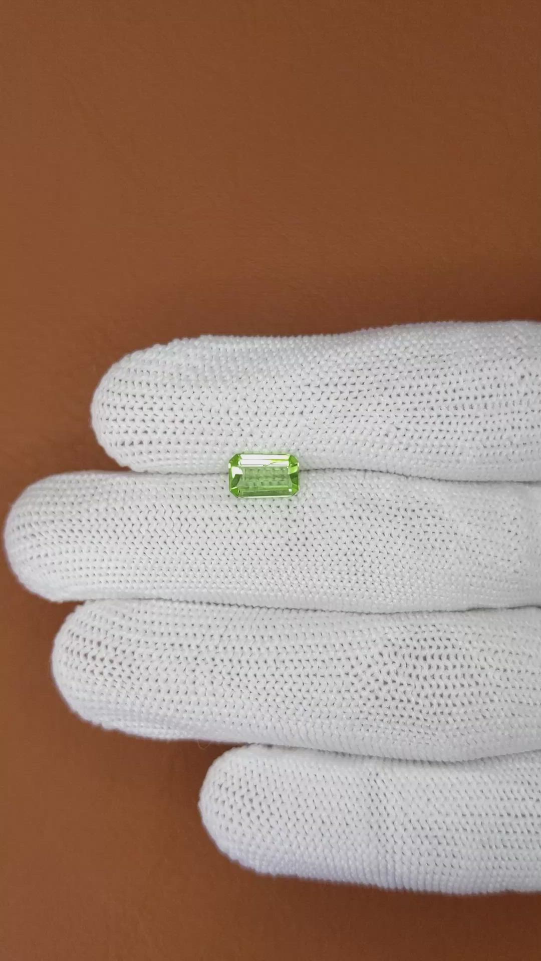 1.02 Ct. Green (Lime Green) Peridot from Pakistan Size Video