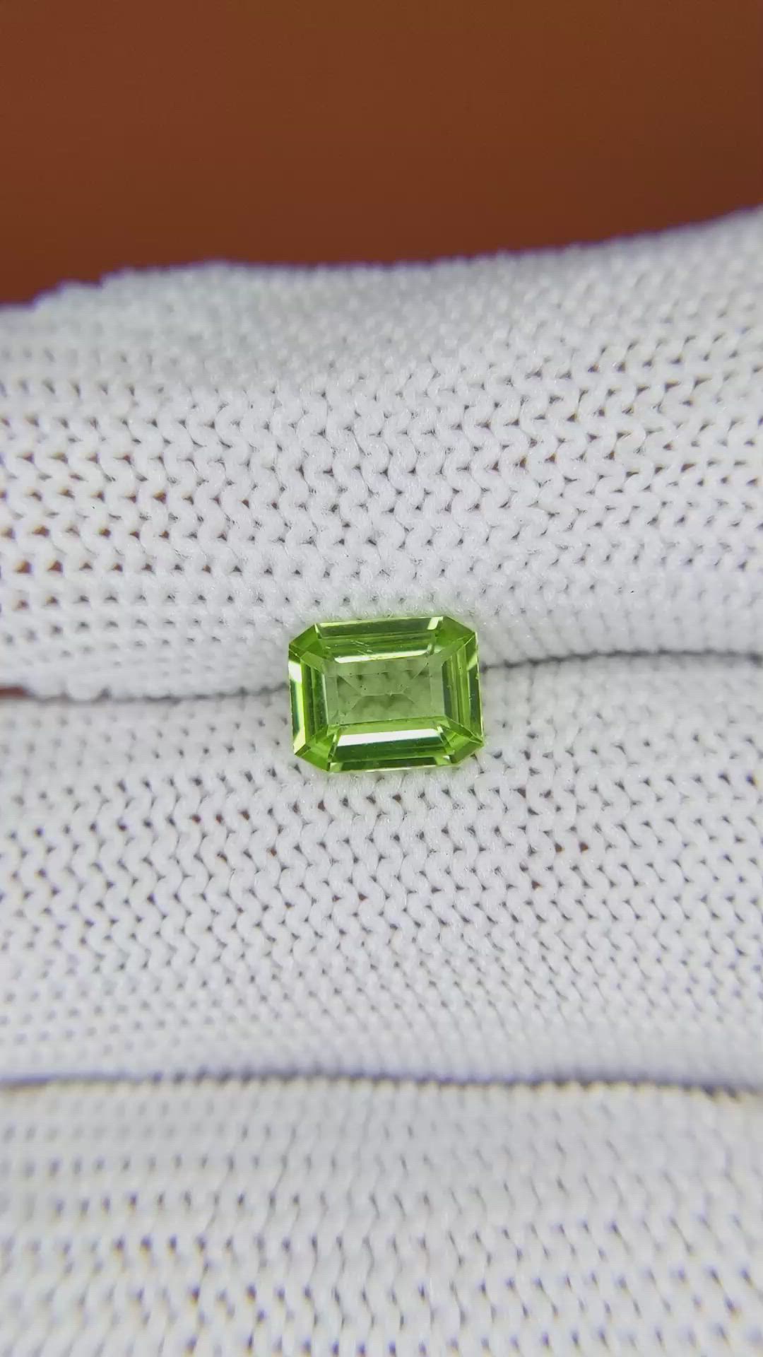 1.18 Ct. Green (Lime Green) Peridot from Pakistan Size Video