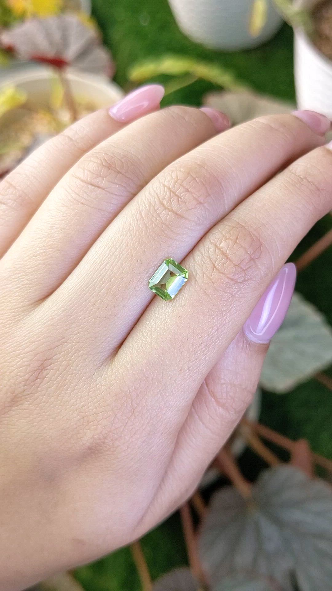 1.18 Ct. Green (Lime Green) Peridot from Pakistan Size Video