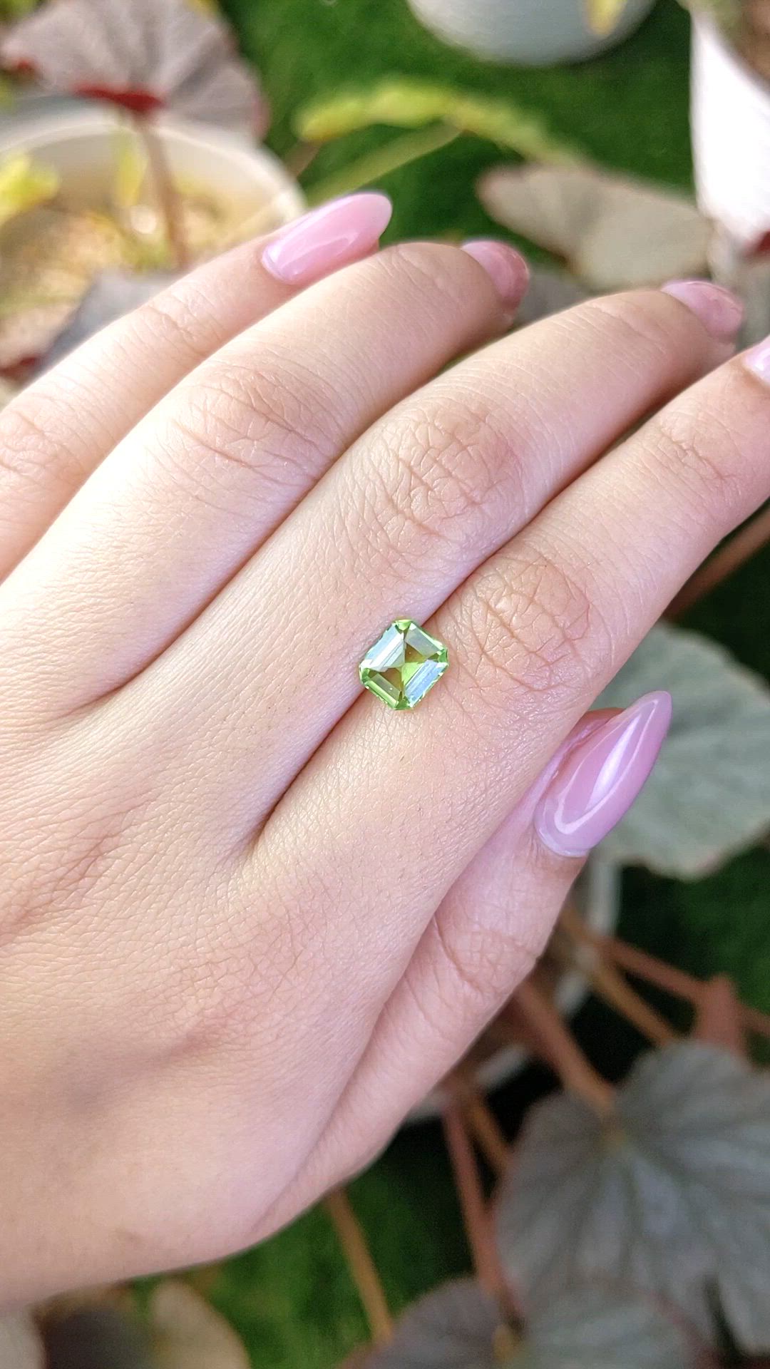 1.19 Ct. Green (Lime Green) Peridot from Pakistan Size Video