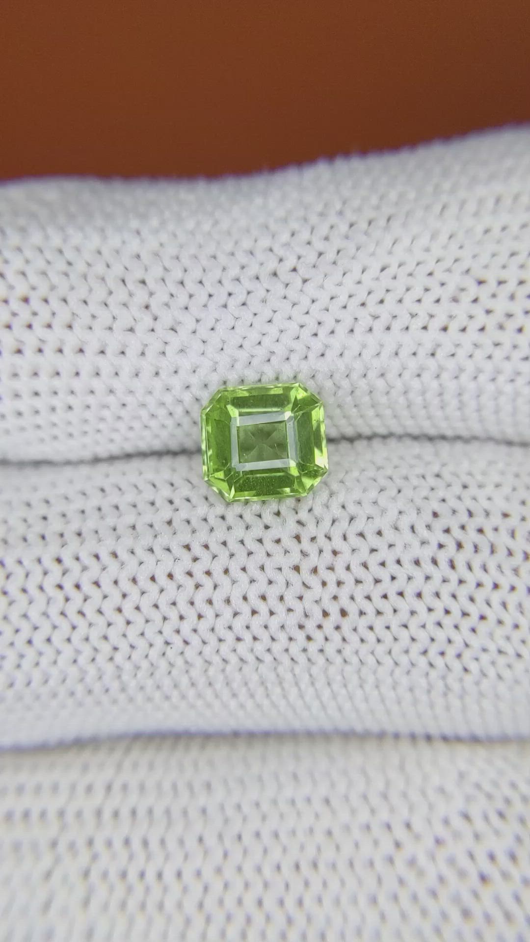 1.50 Ct. Green (Lime Green) Peridot from Pakistan Size Video