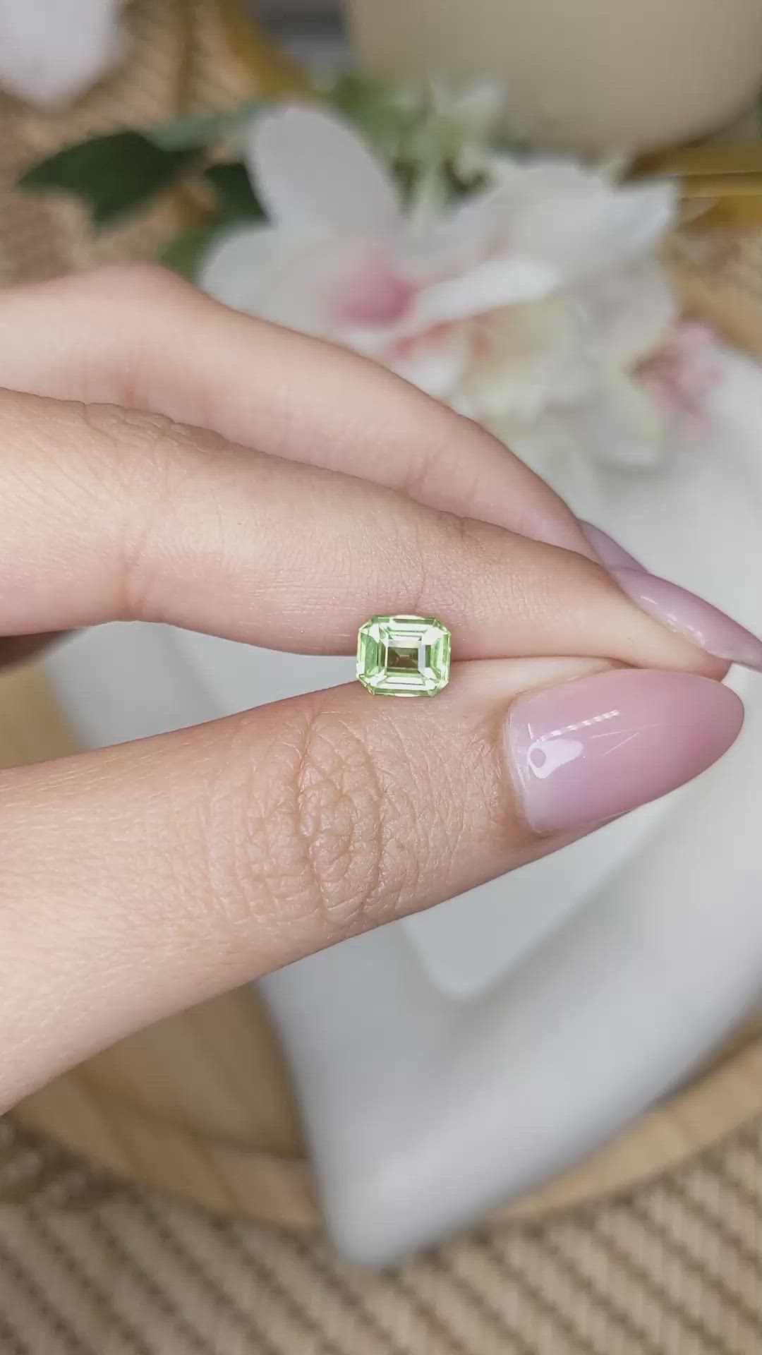 1.10 Ct. Green (Lime Green) Peridot from Pakistan Size Video
