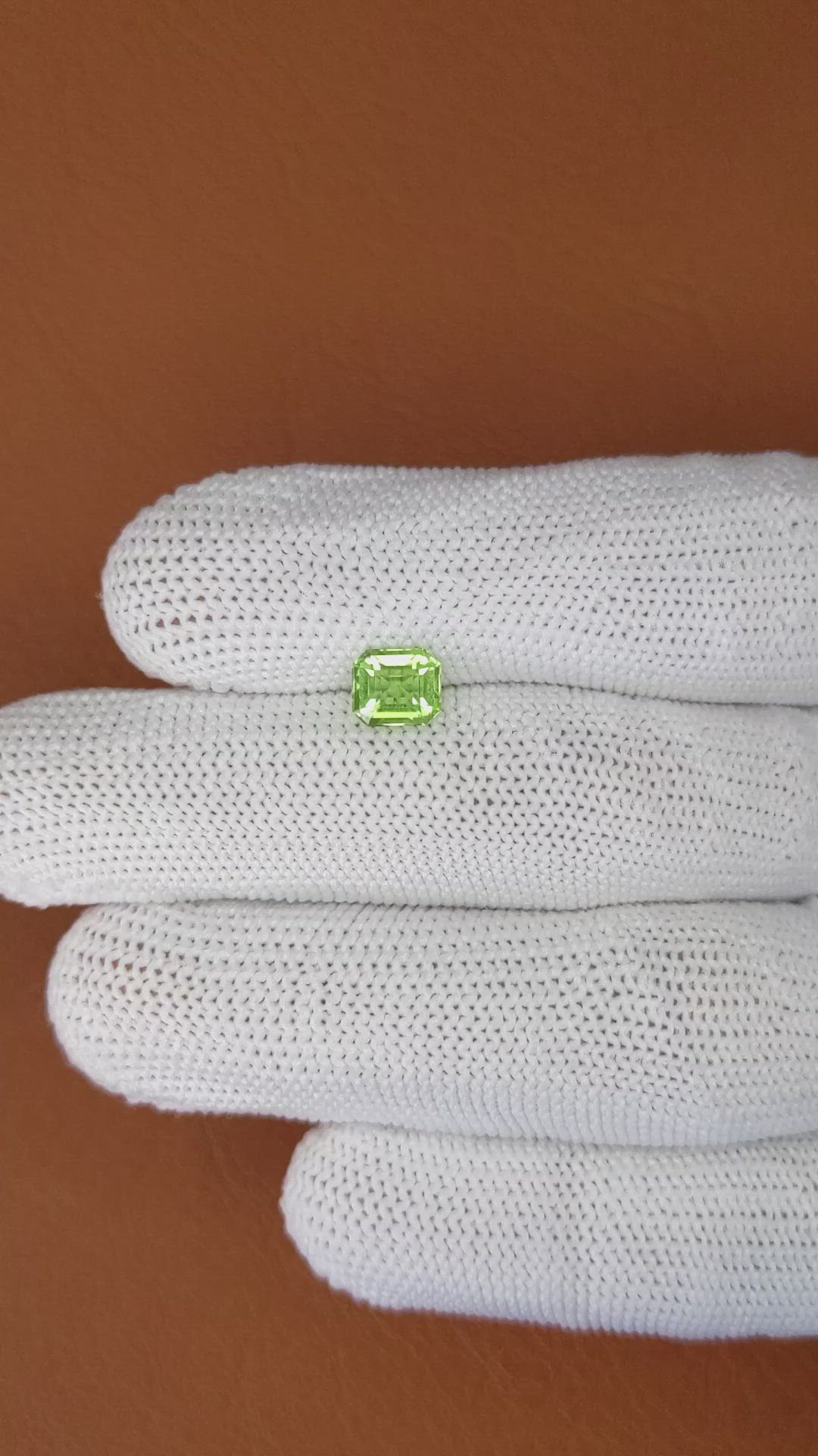 1.10 Ct. Green (Lime Green) Peridot from Pakistan Size Video