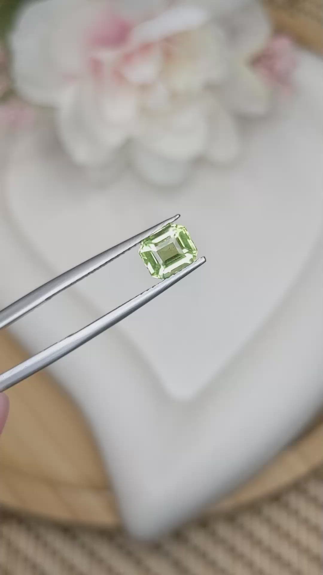 1.10 Ct. Green (Lime Green) Peridot from Pakistan Size Video