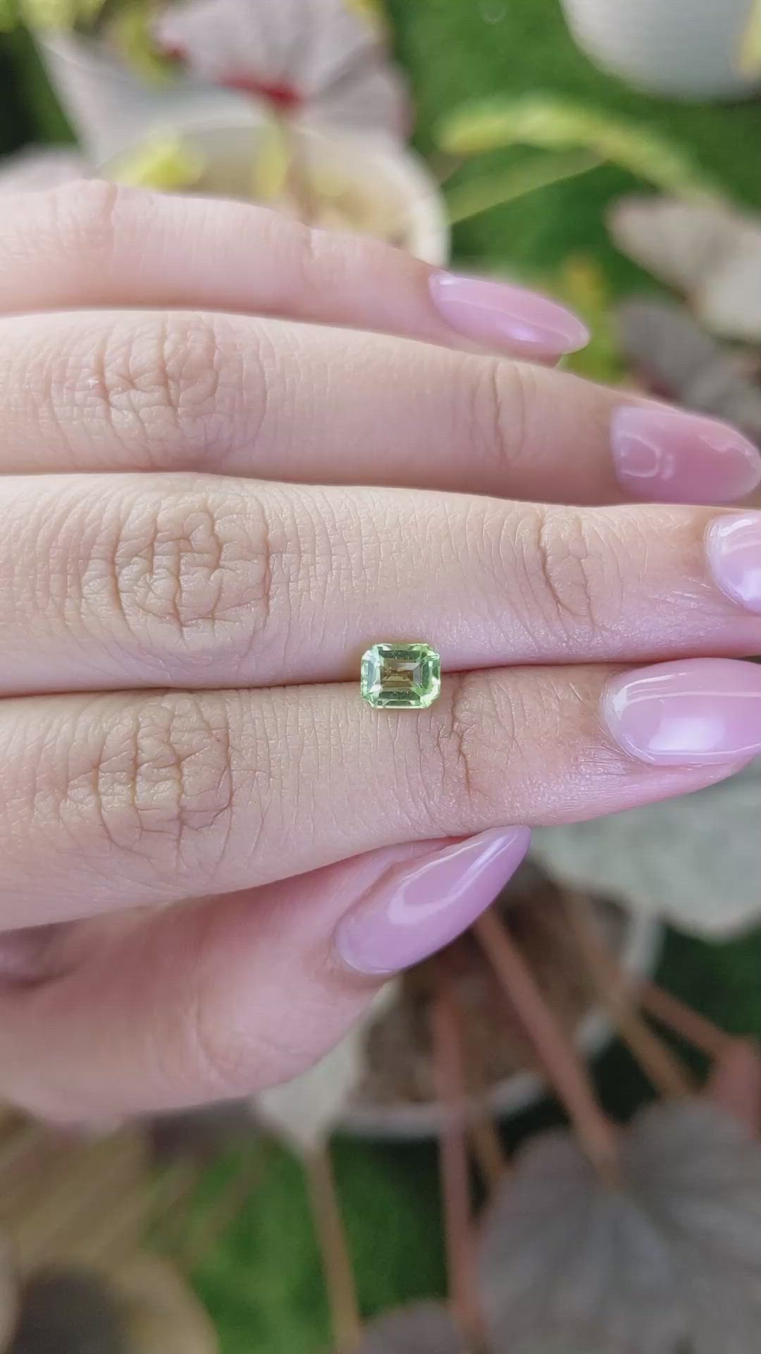 0.71 Ct. Green (Lime Green) Peridot from Pakistan Size Video