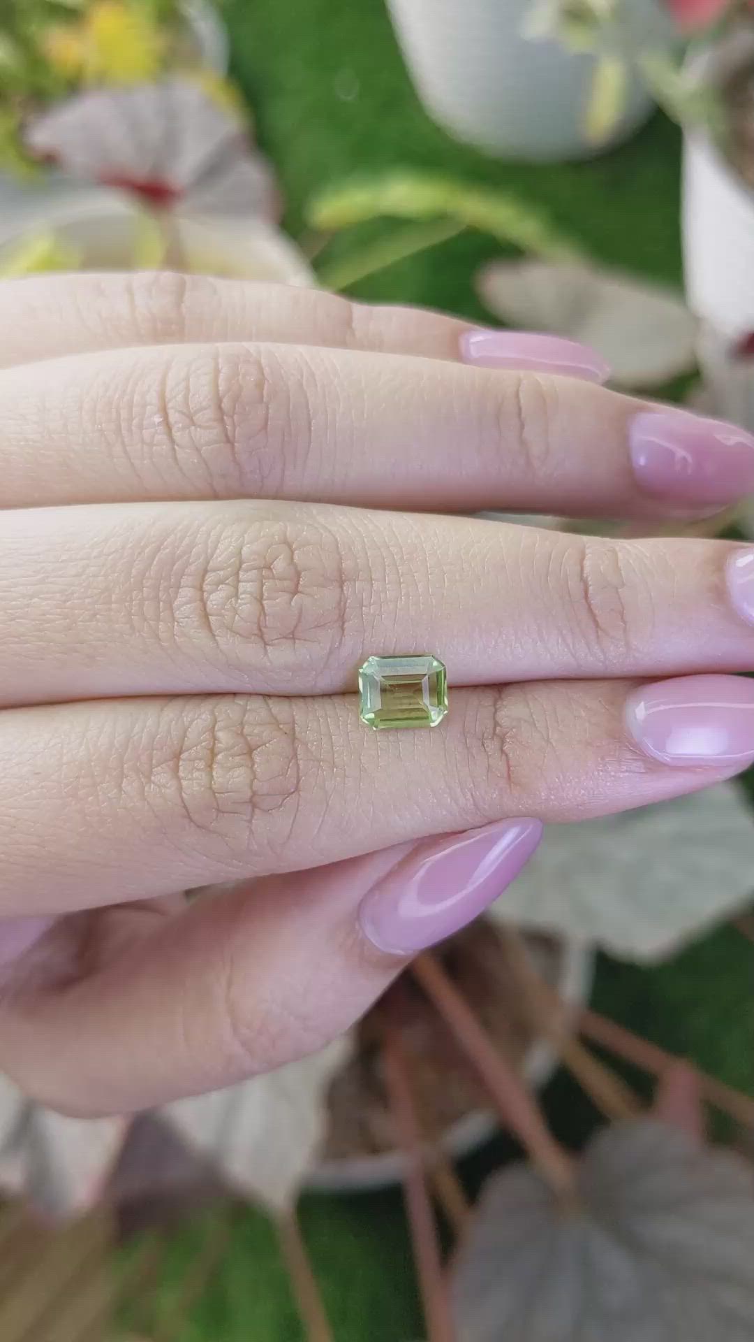 1.07 Ct. Green (Lime Green) Peridot from Pakistan Size Video