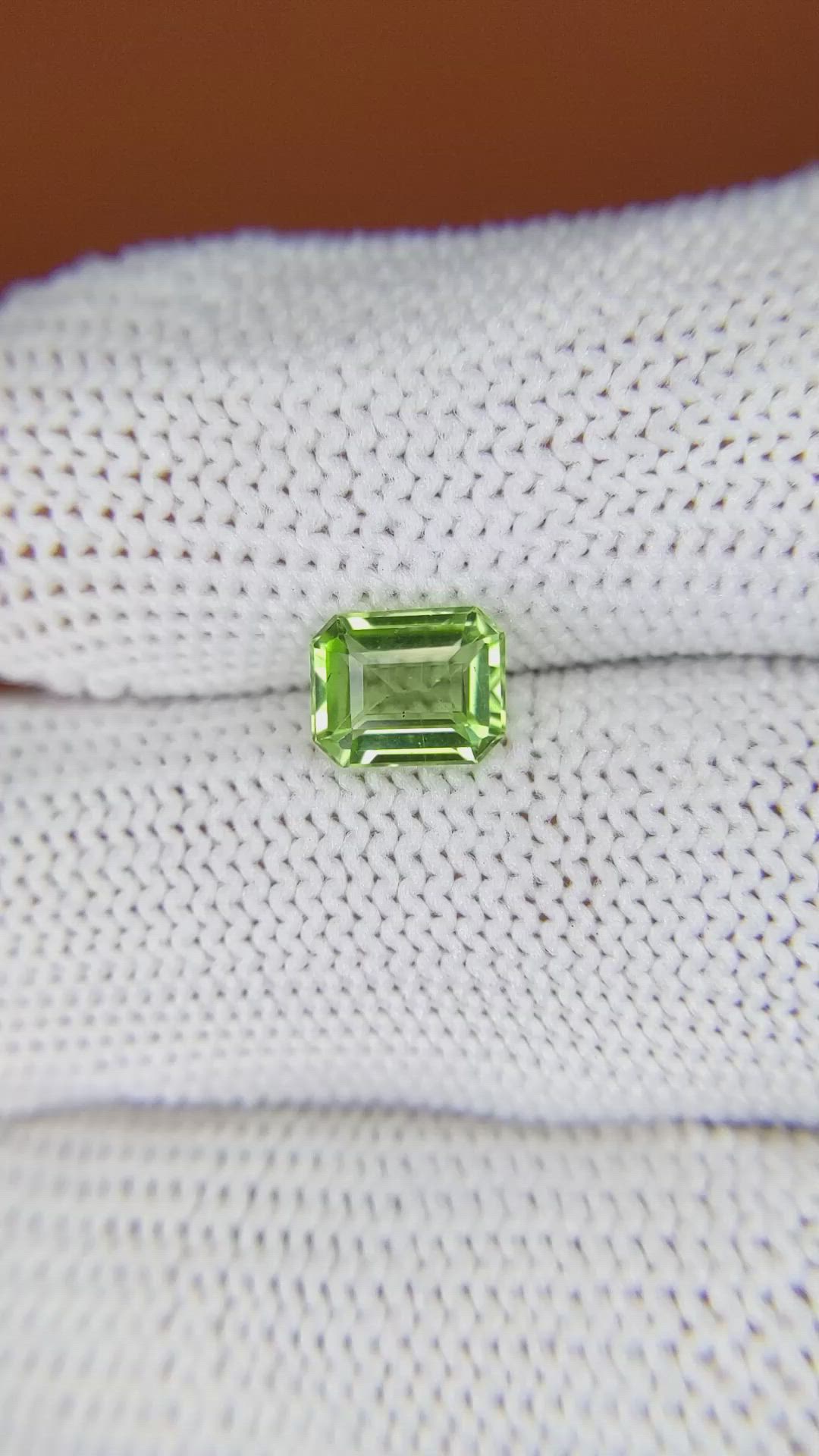 1.16 Ct. Green (Lime Green) Peridot from Pakistan Size Video