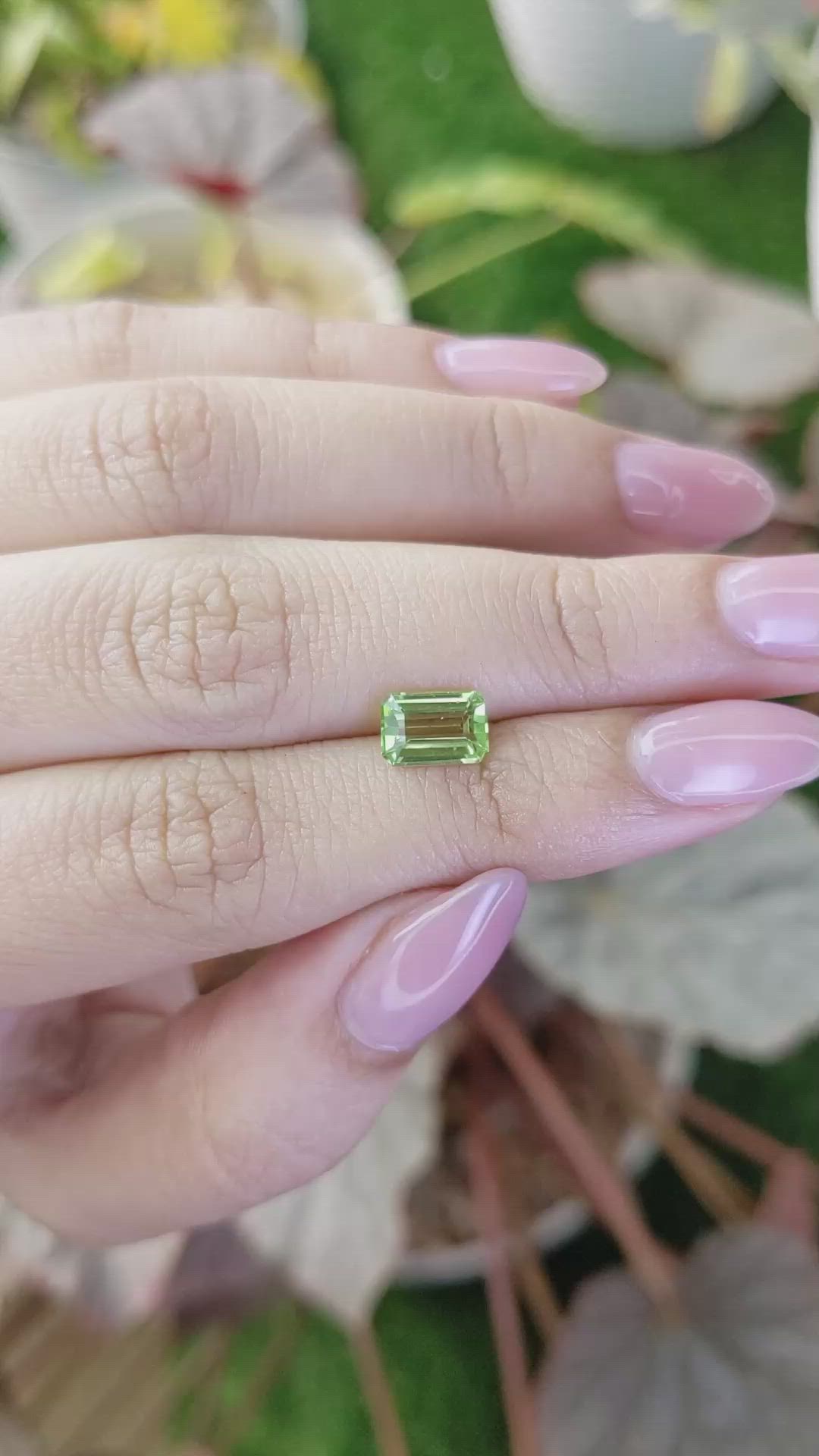 1.30 Ct. Green (Lime Green) Peridot from Pakistan Size Video