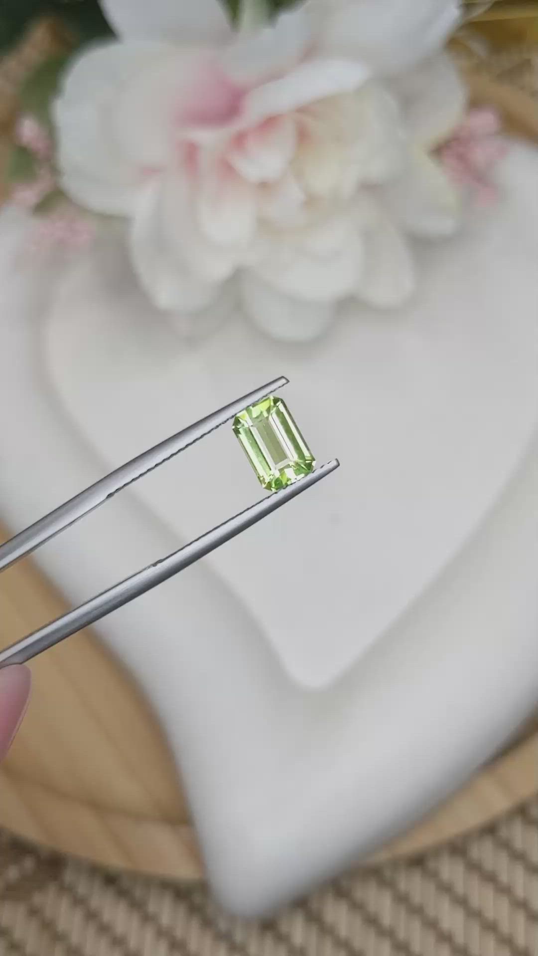 1.30 Ct. Green (Lime Green) Peridot from Pakistan Size Video