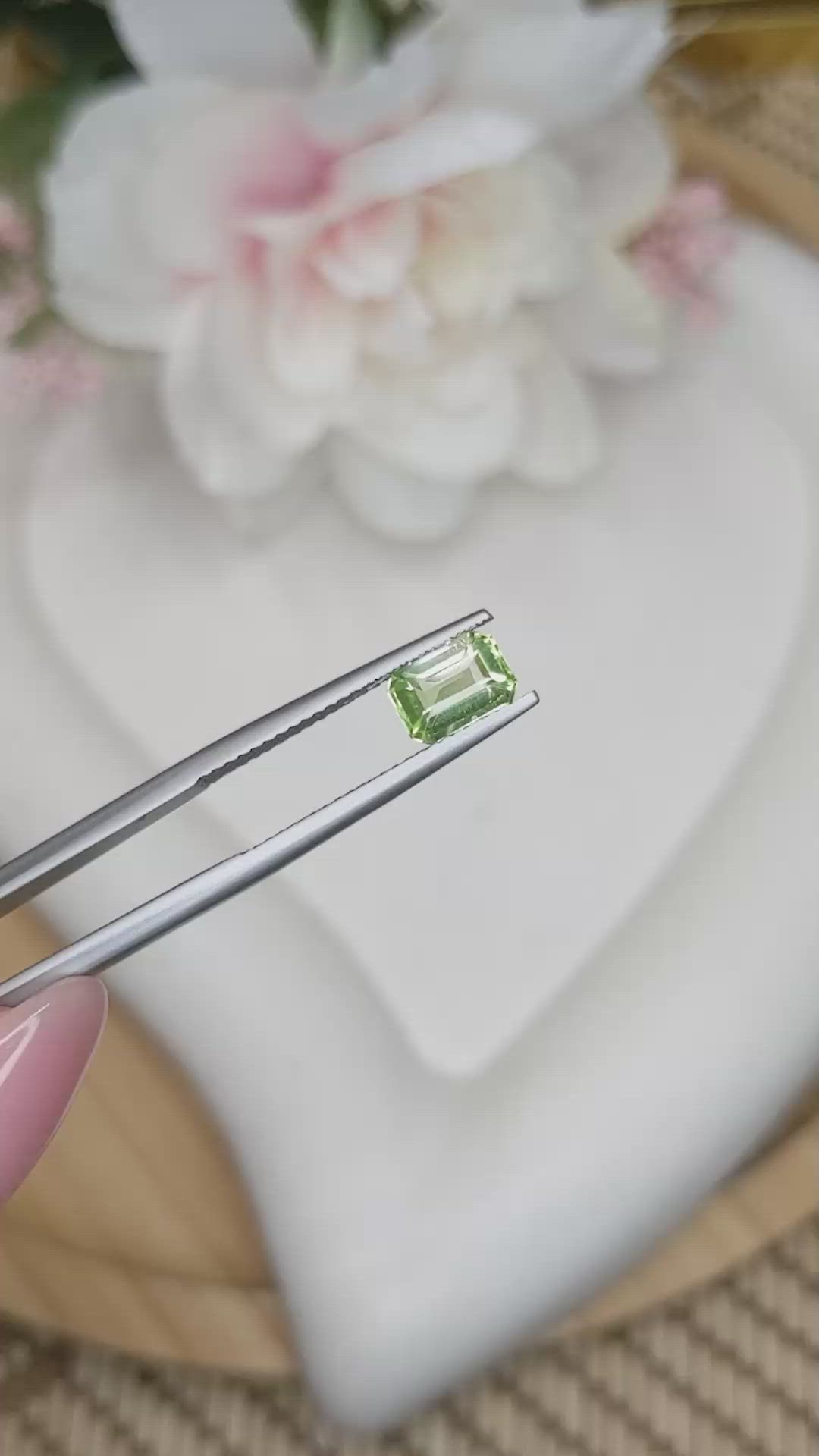 1.14 Ct. Green (Lime Green) Peridot from Pakistan Size Video