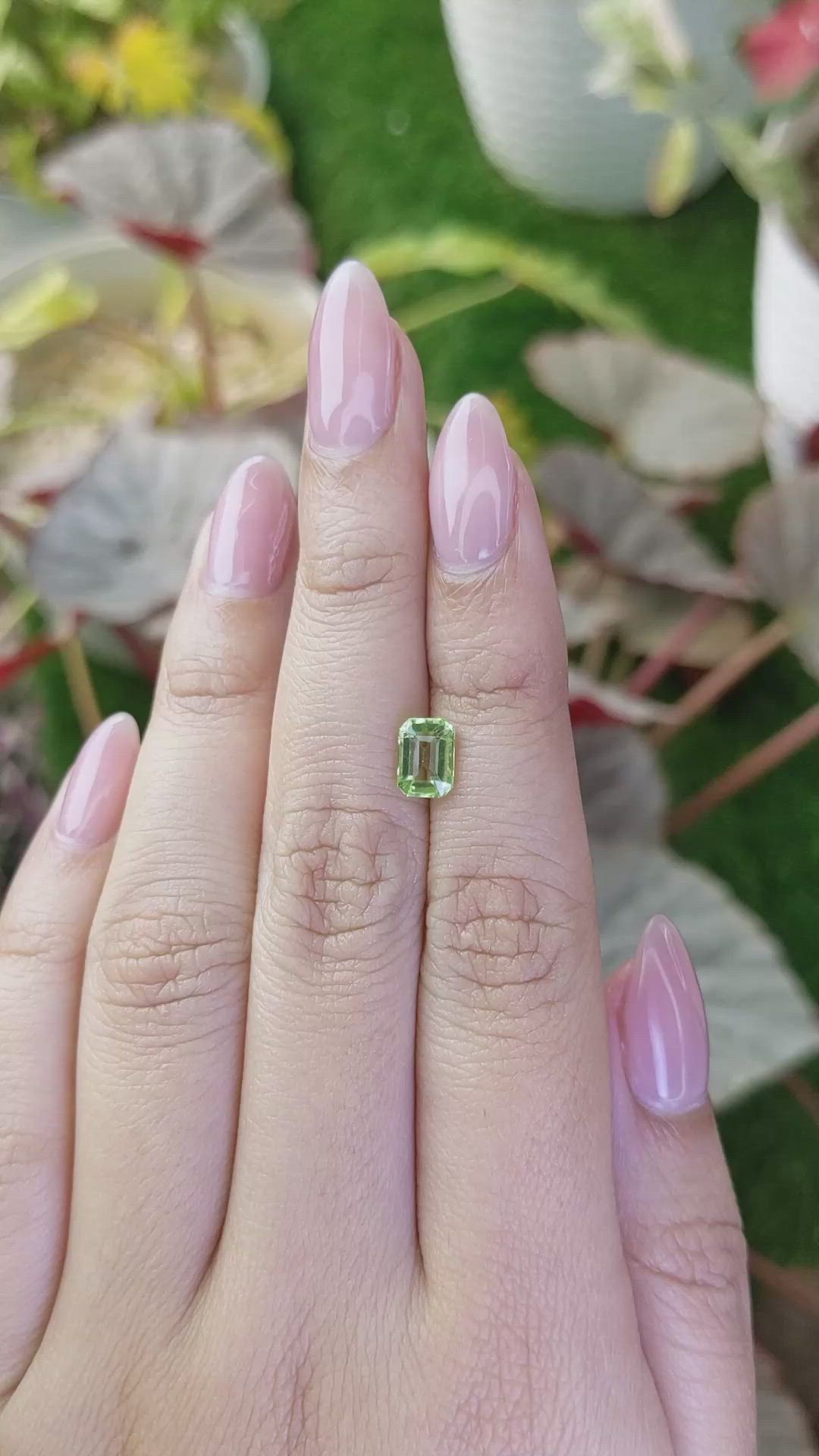 1.14 Ct. Green (Lime Green) Peridot from Pakistan Size Video