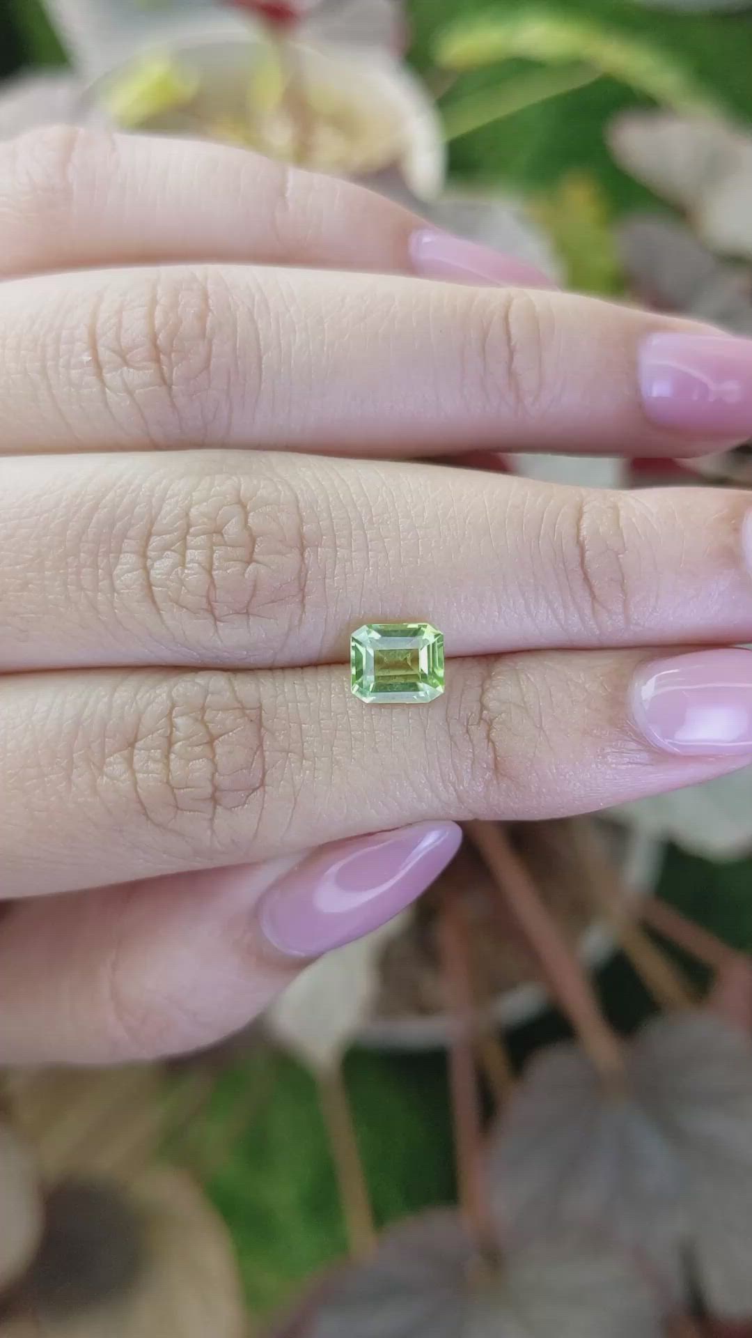 1.25 Ct. Green (Lime Green) Peridot from Pakistan Size Video