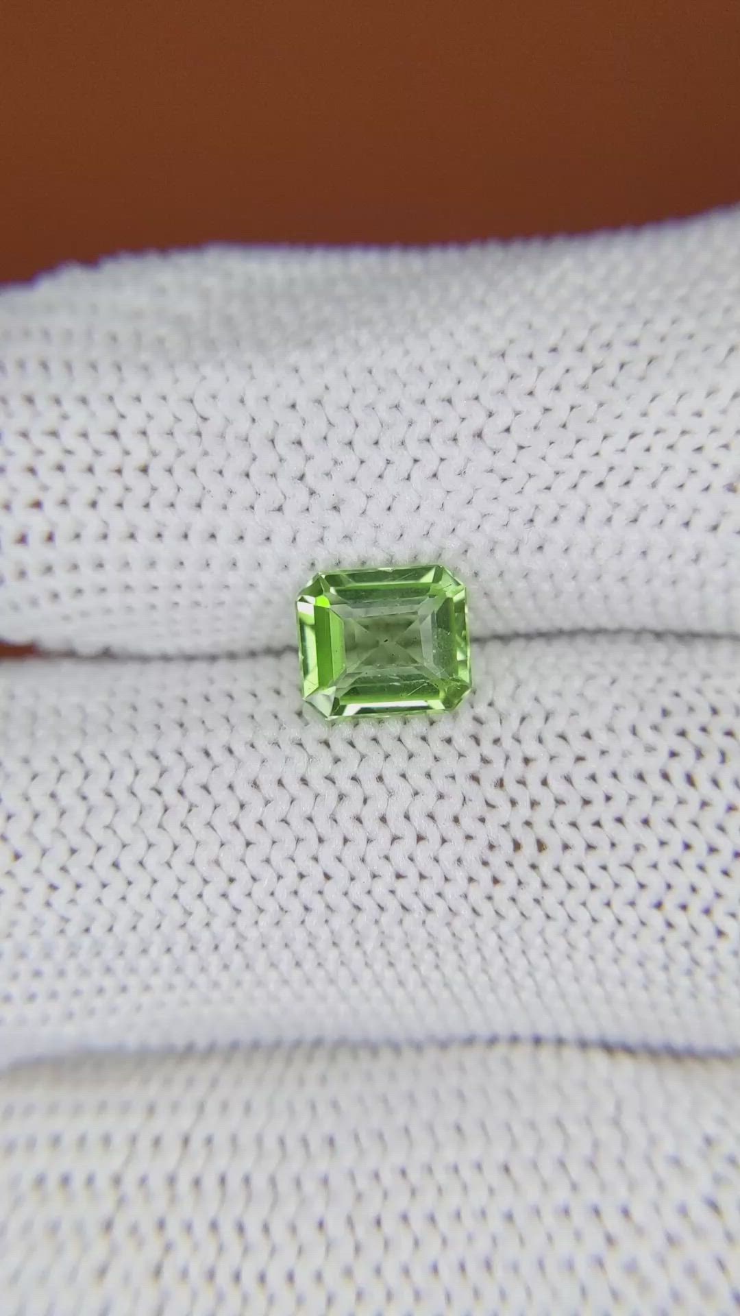 1.18 Ct. Green (Lime Green) Peridot from Pakistan Size Video