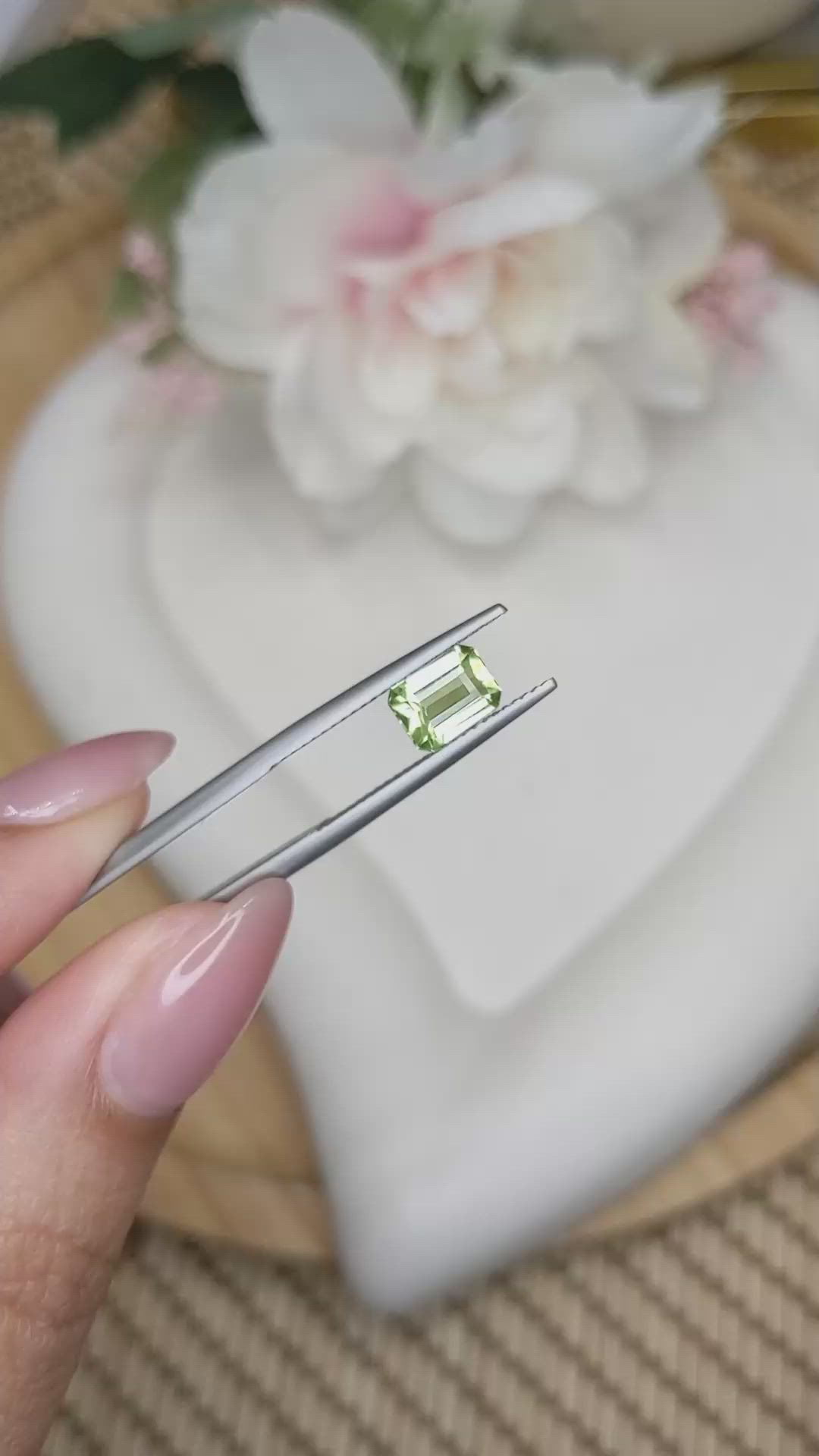1.07 Ct. Green (Lime Green) Peridot from Pakistan Size Video