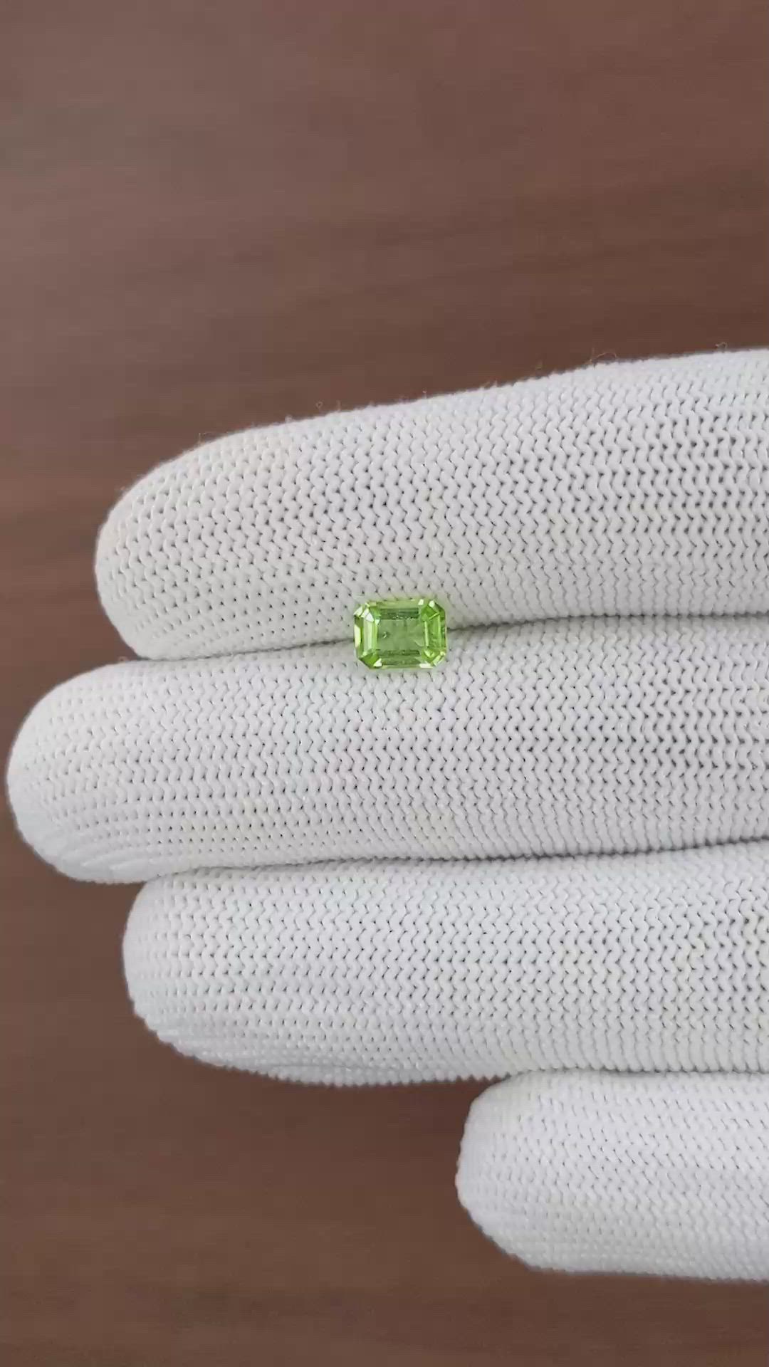 0.91 Ct. Green (Lime Green) Peridot from Tanzania Size Video