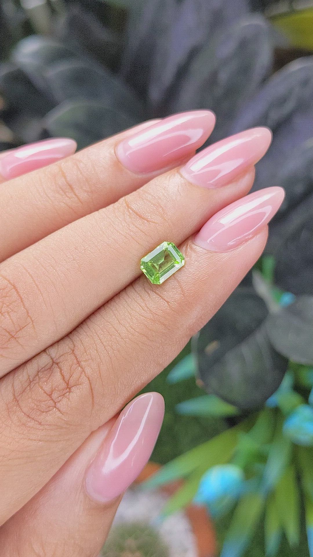 0.91 Ct. Green (Lime Green) Peridot from Tanzania Size Video