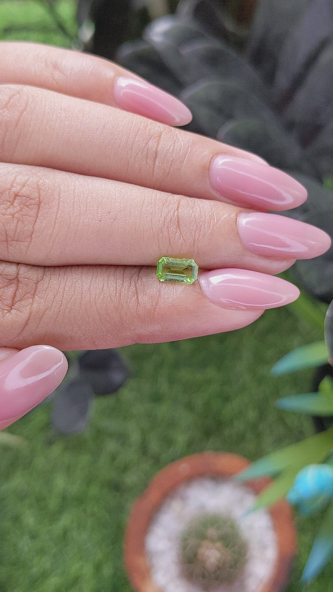 0.65 Ct. Green (Lime Green) Peridot from Tanzania Size Video