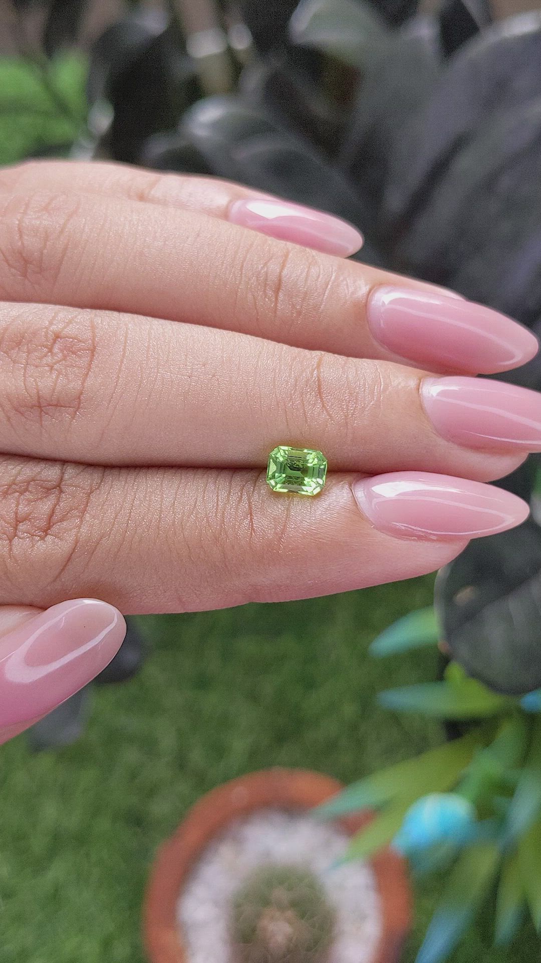 0.73 Ct. Green (Lime Green) Peridot from Tanzania Size Video