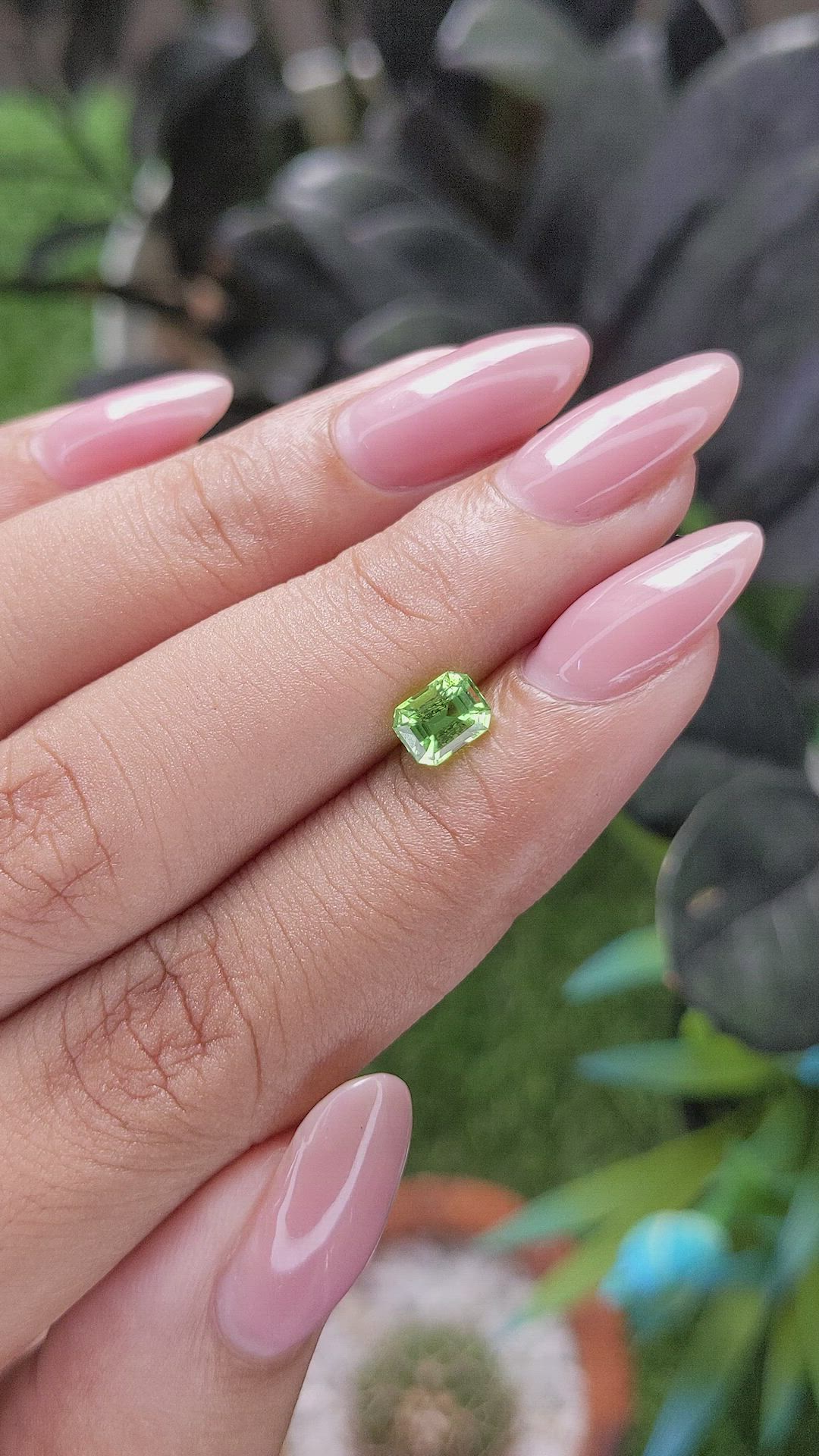 0.73 Ct. Green (Lime Green) Peridot from Tanzania Size Video