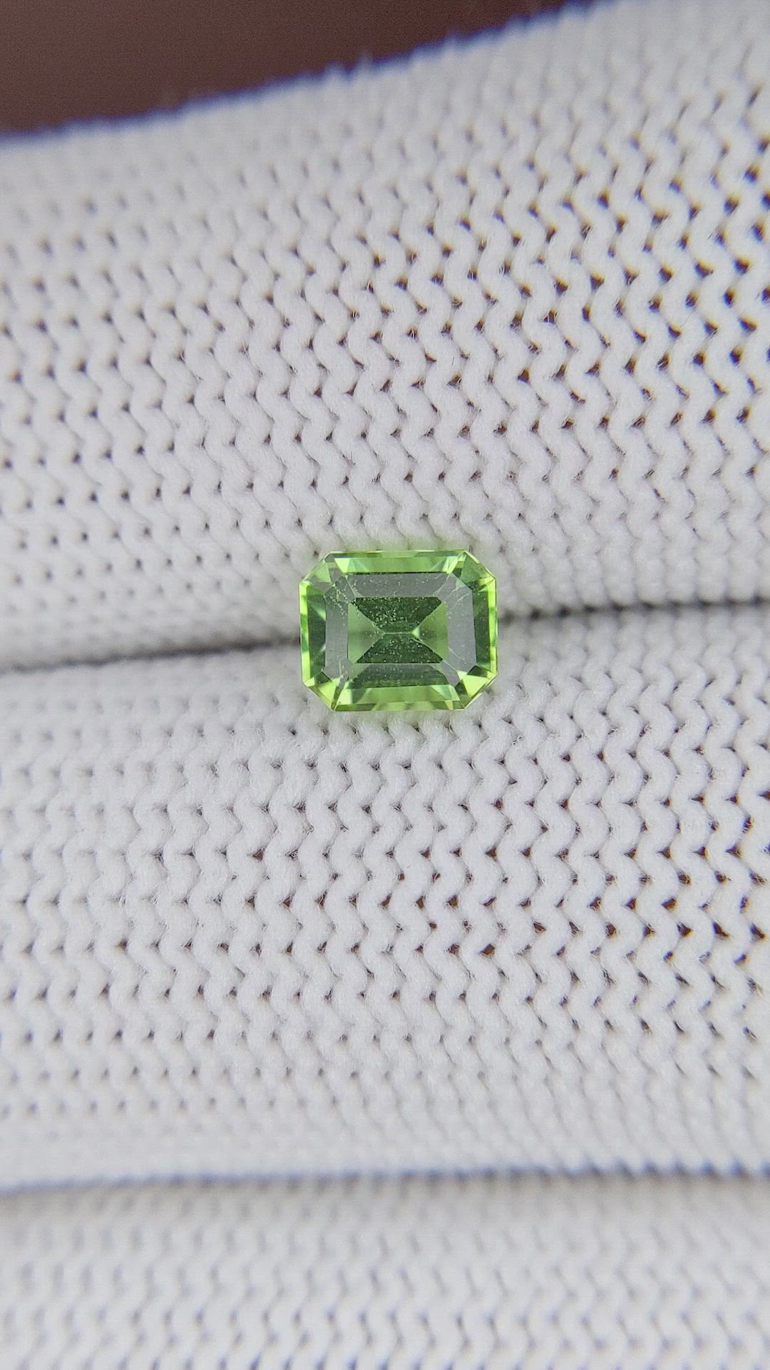 0.93 Ct. Green (Lime Green) Peridot from Tanzania Size Video