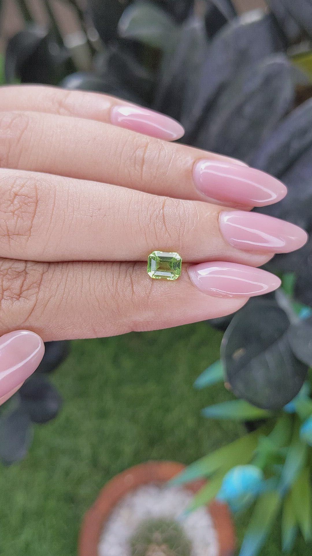 0.93 Ct. Green (Lime Green) Peridot from Tanzania Size Video