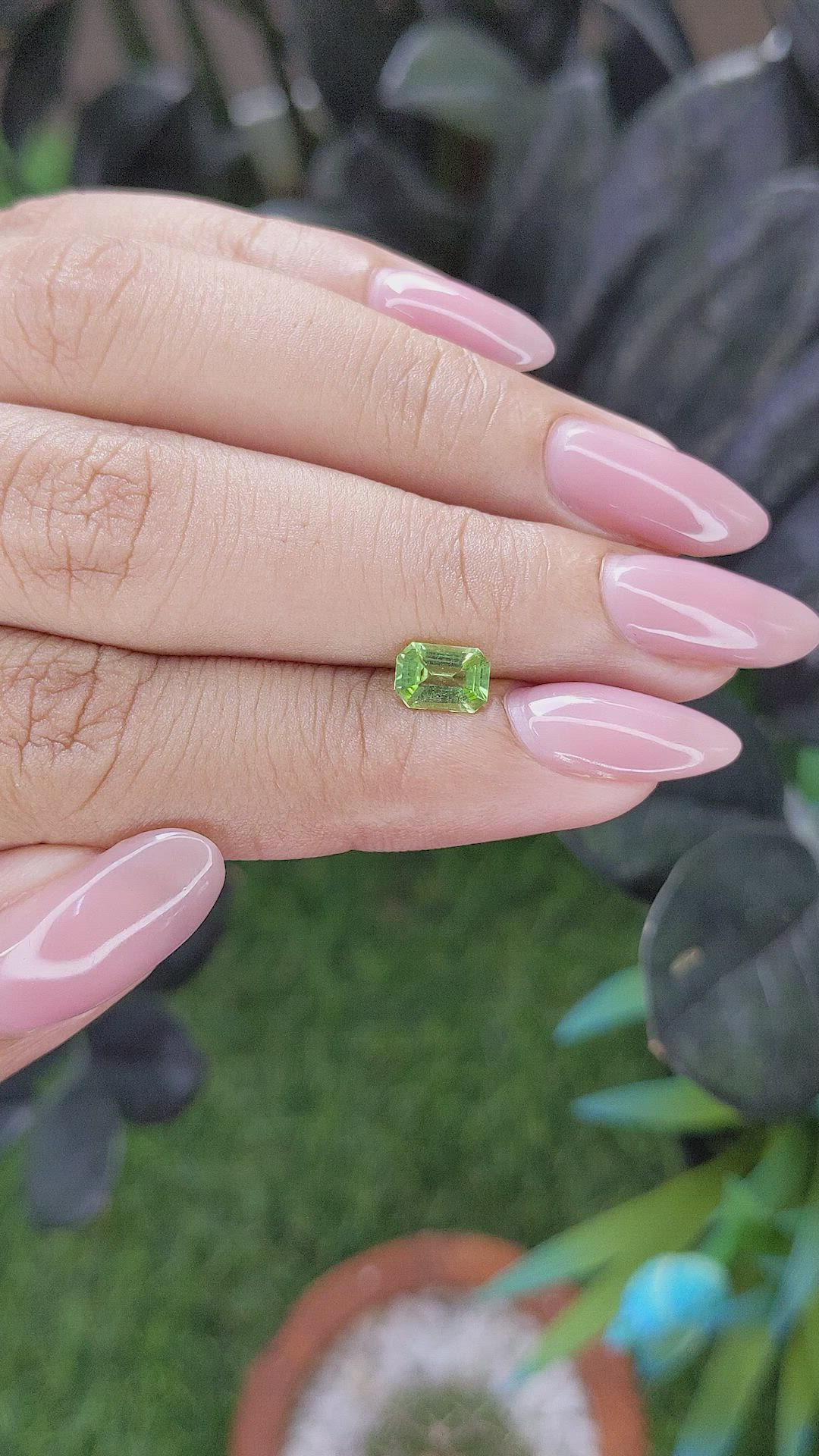 0.75 Ct. Green (Lime Green) Peridot from Tanzania Size Video