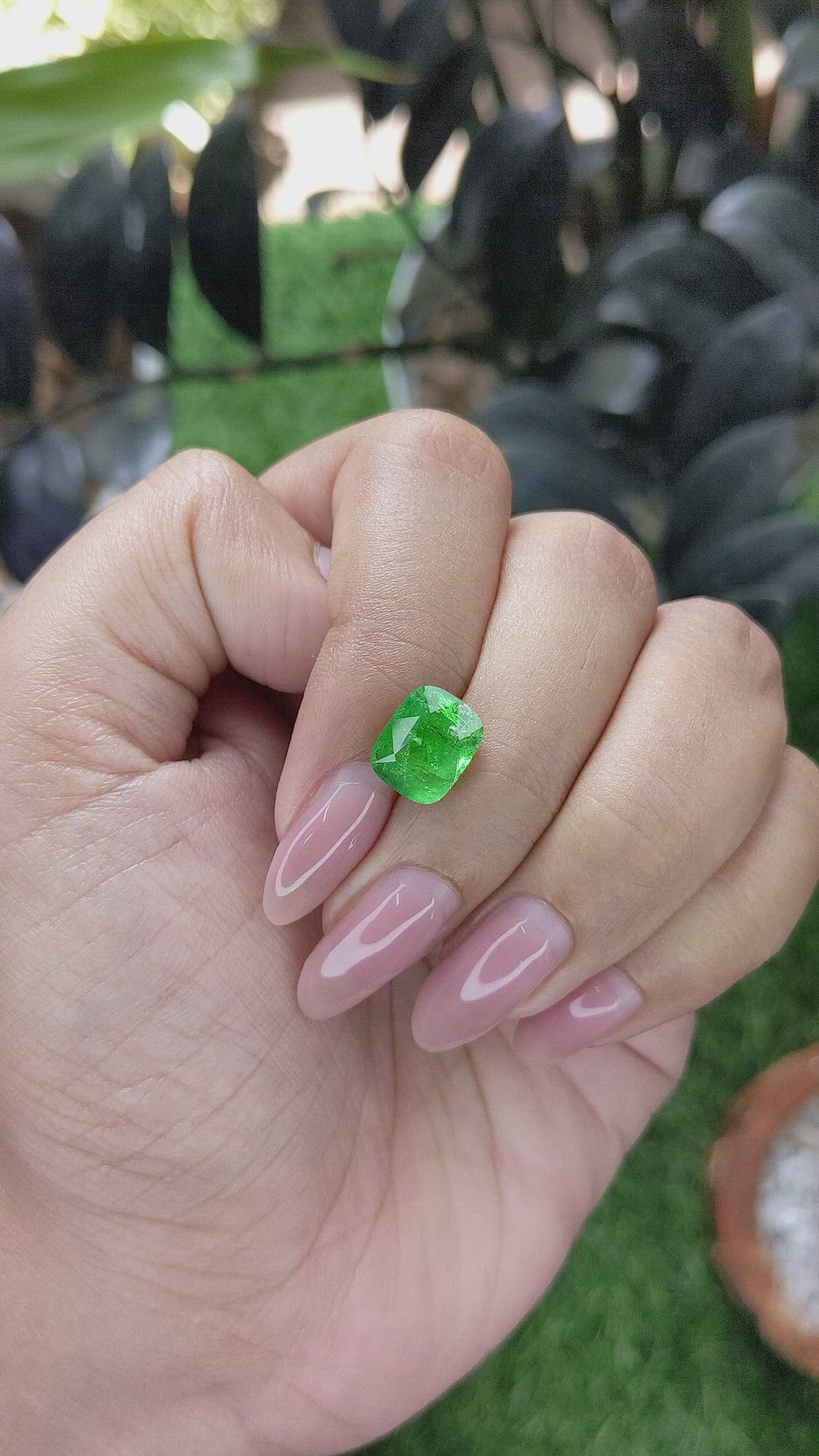4.32 Ct. Tsavorite Garnet from Tanzania Size Video