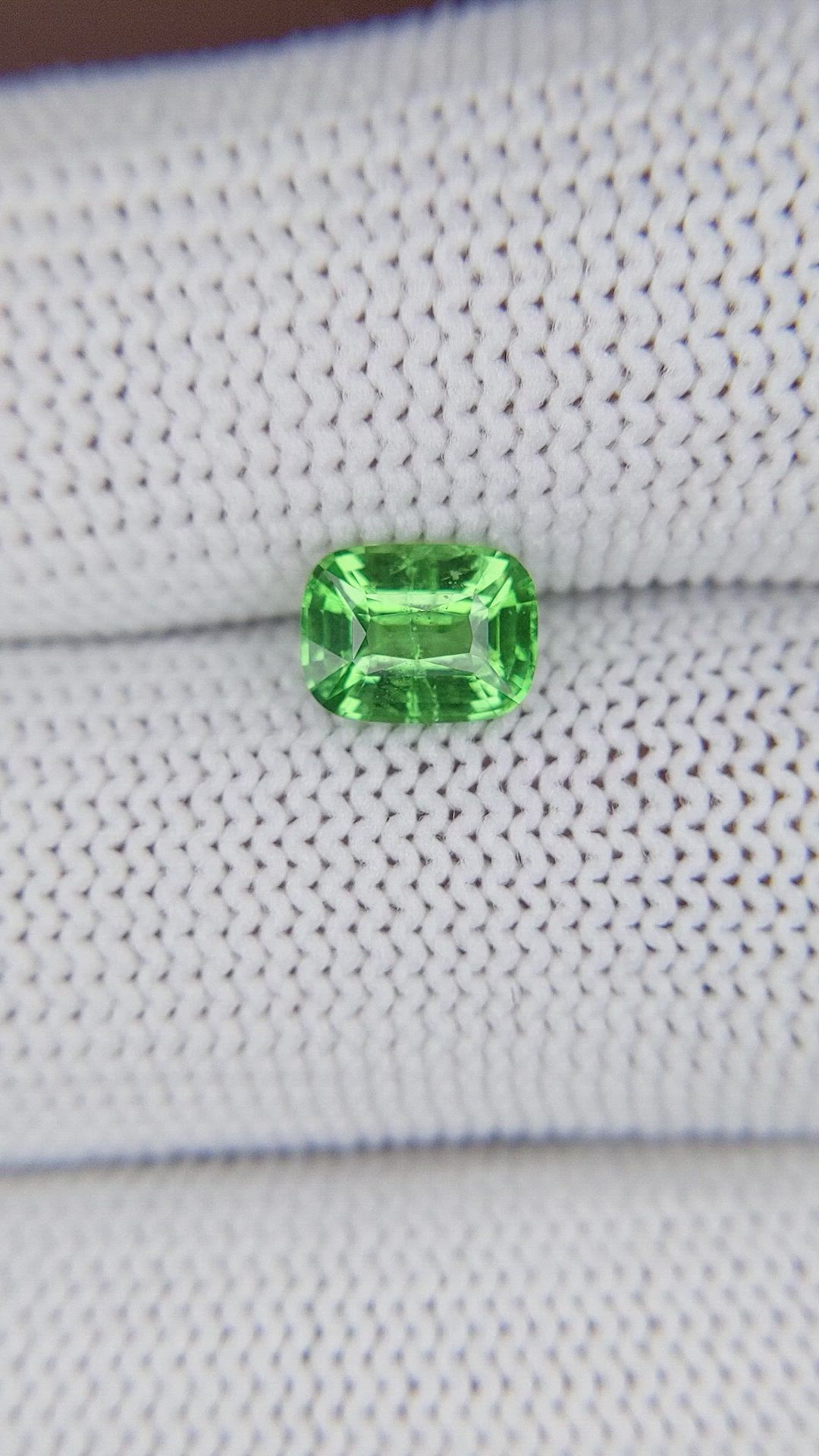 1.22 Ct. Tsavorite Garnet from Tanzania Size Video