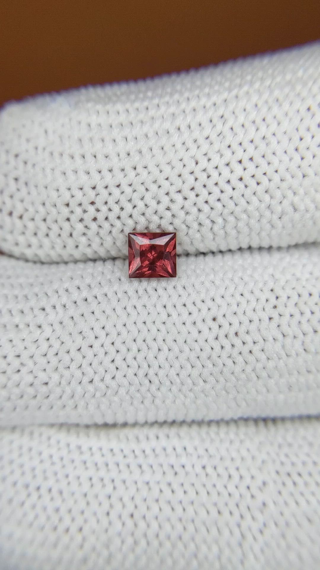 0.49 Ct. Purplish Red Rhodolite Garnet from Ceylon (Sri Lanka) Size Video
