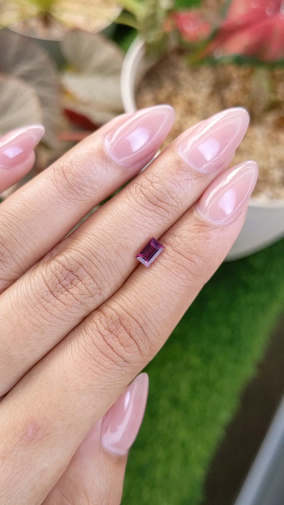 0.74 Ct. Pinkish Purple Rhodolite Garnet from Ceylon (Sri Lanka) Size Video