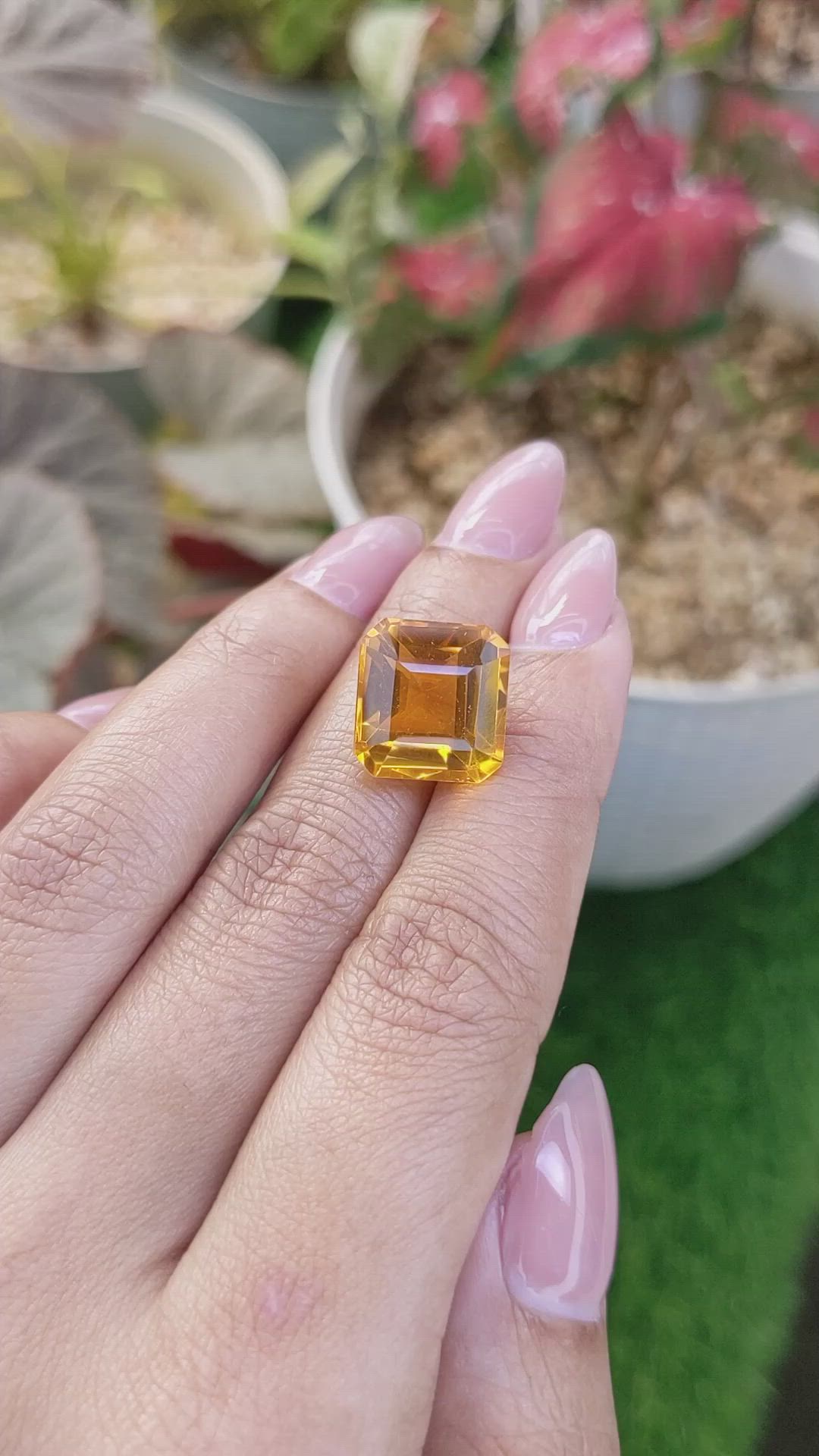 11.20 Ct. Yellowish Orange Citrine from Ceylon (Sri Lanka) Size Video