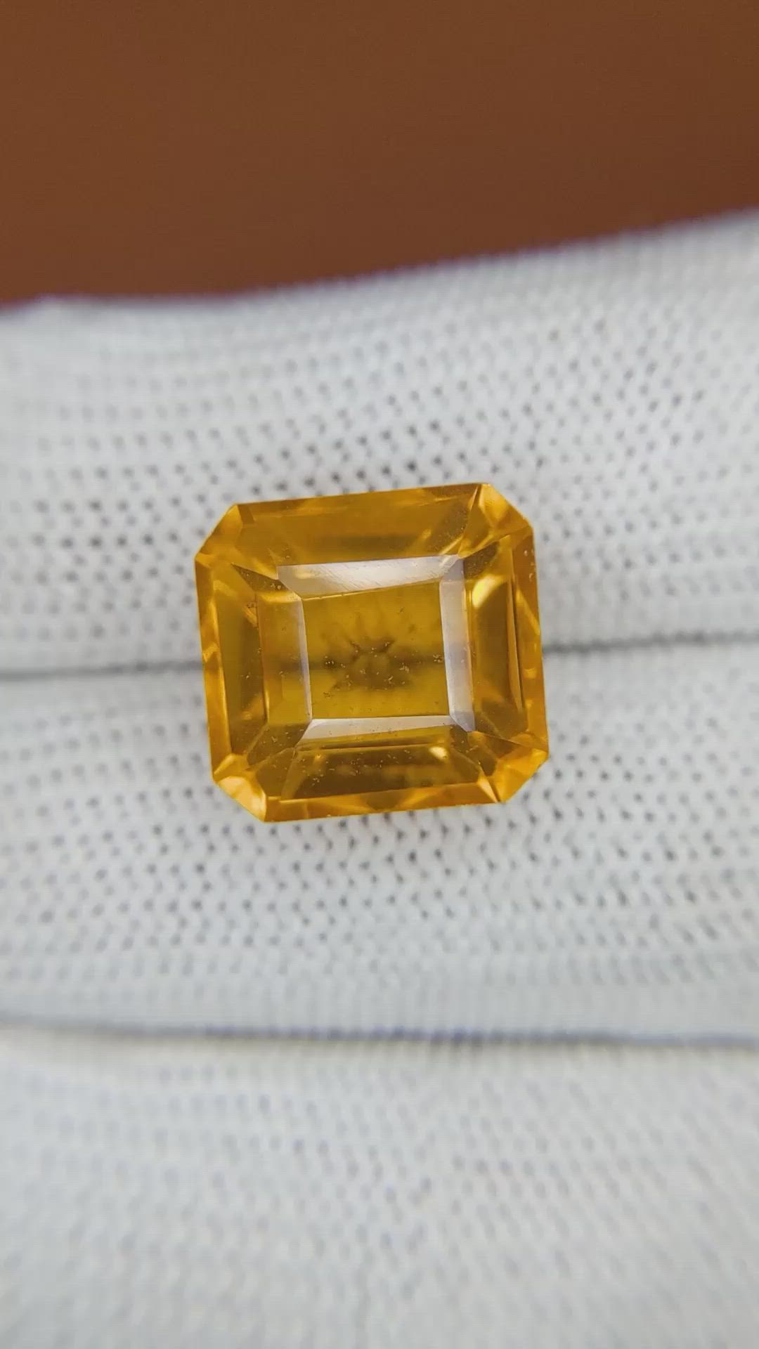 11.20 Ct. Yellowish Orange Citrine from Ceylon (Sri Lanka) Size Video