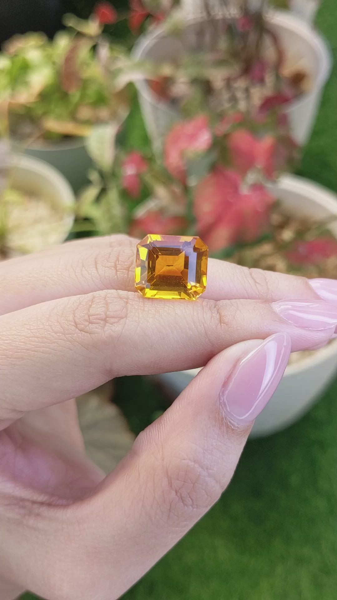 11.52 Ct. Yellowish Orange Citrine from Ceylon (Sri Lanka) Size Video