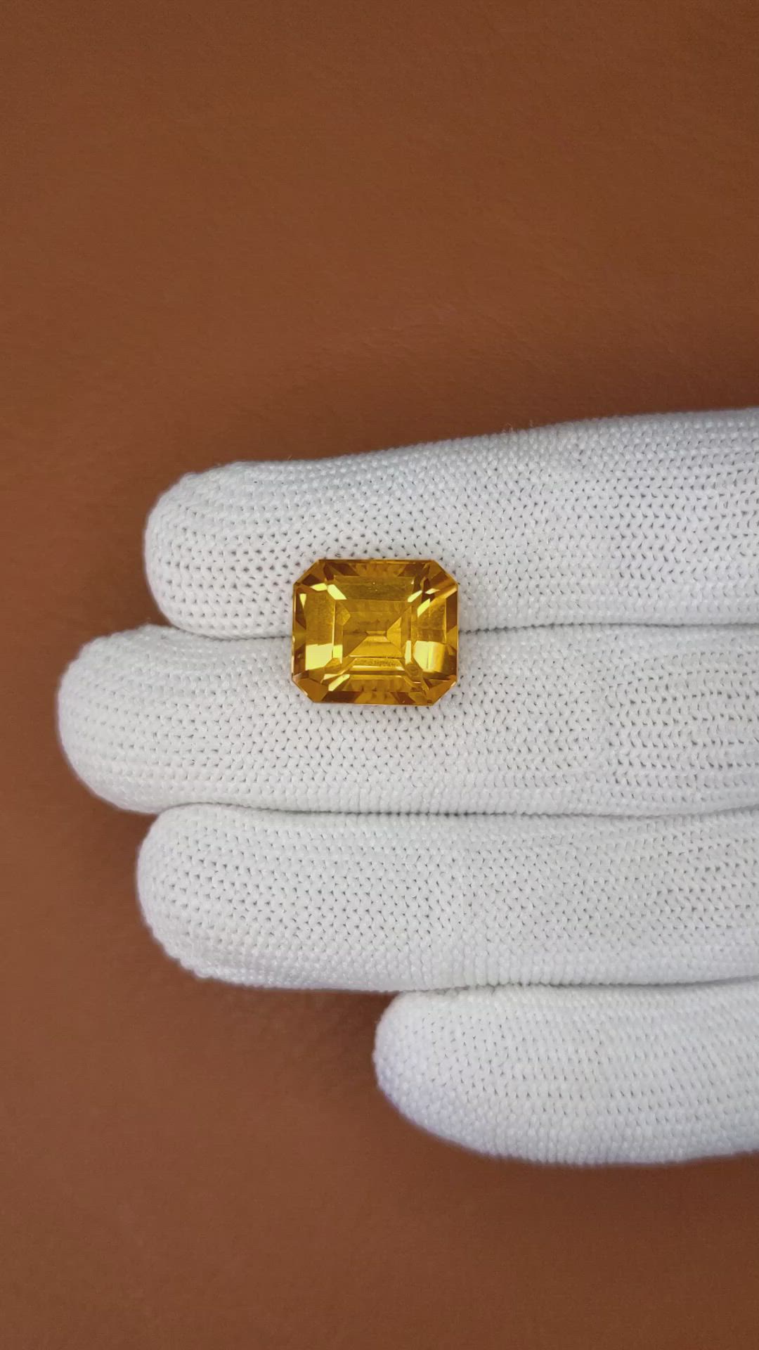 11.52 Ct. Yellowish Orange Citrine from Ceylon (Sri Lanka) Size Video