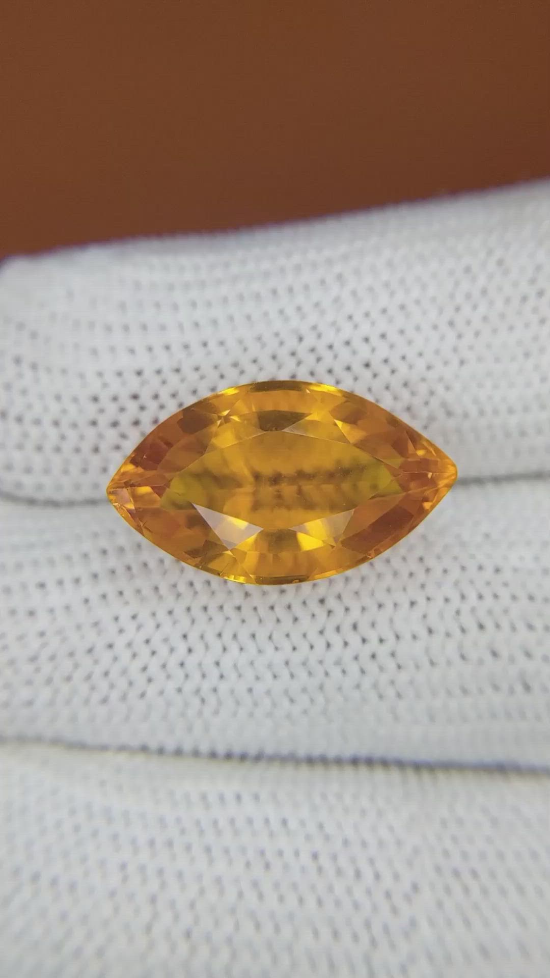 9.90 Ct. Yellowish Orange Citrine from Ceylon (Sri Lanka) Size Video