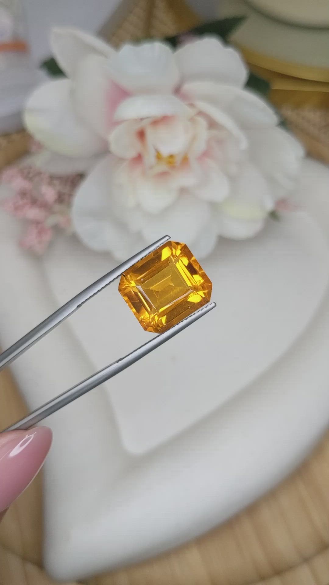 10.80 Ct. Yellowish Orange Citrine from Ceylon (Sri Lanka) Size Video