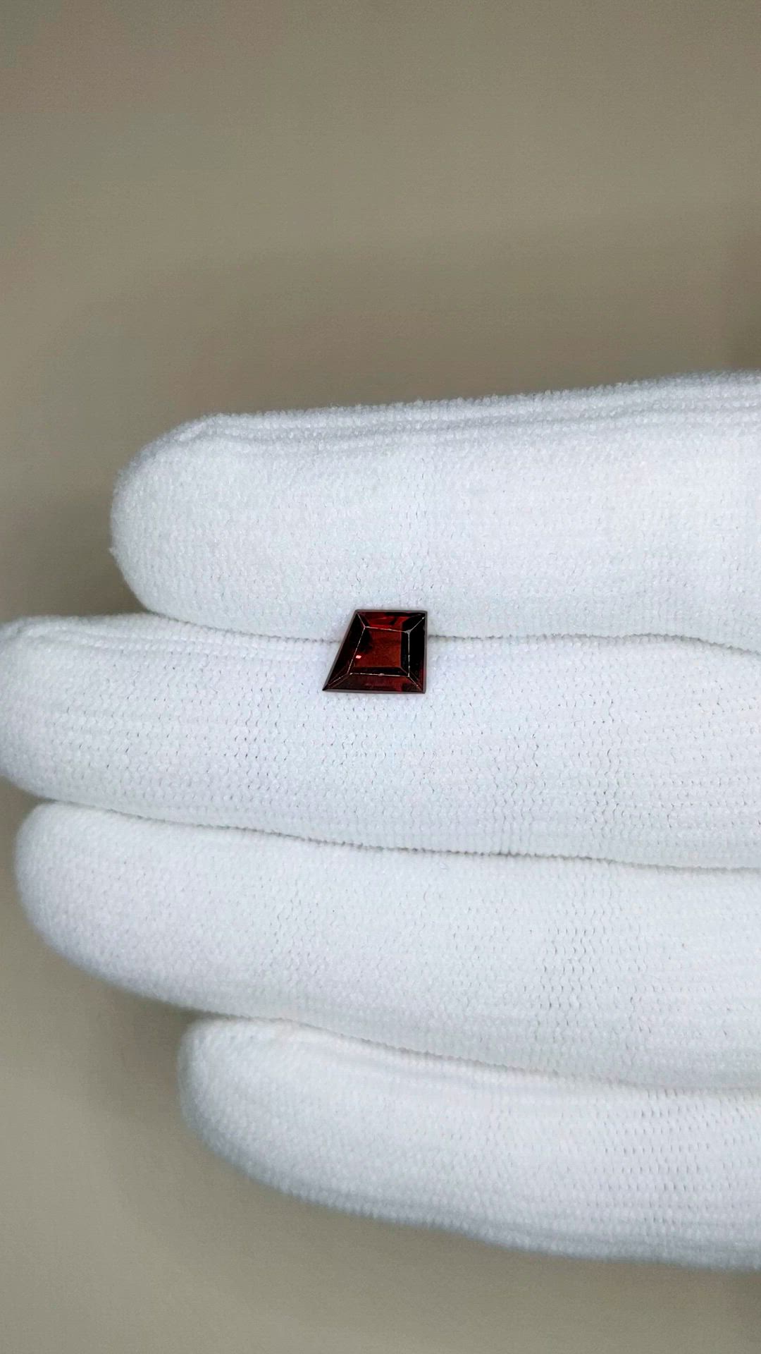 1.42 Ct. Red Spinel from Burma (Myanmar) Size Video