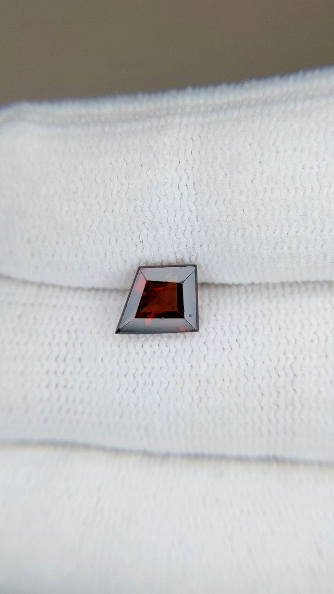 1.42 Ct. Red Spinel from Burma (Myanmar) Size Video
