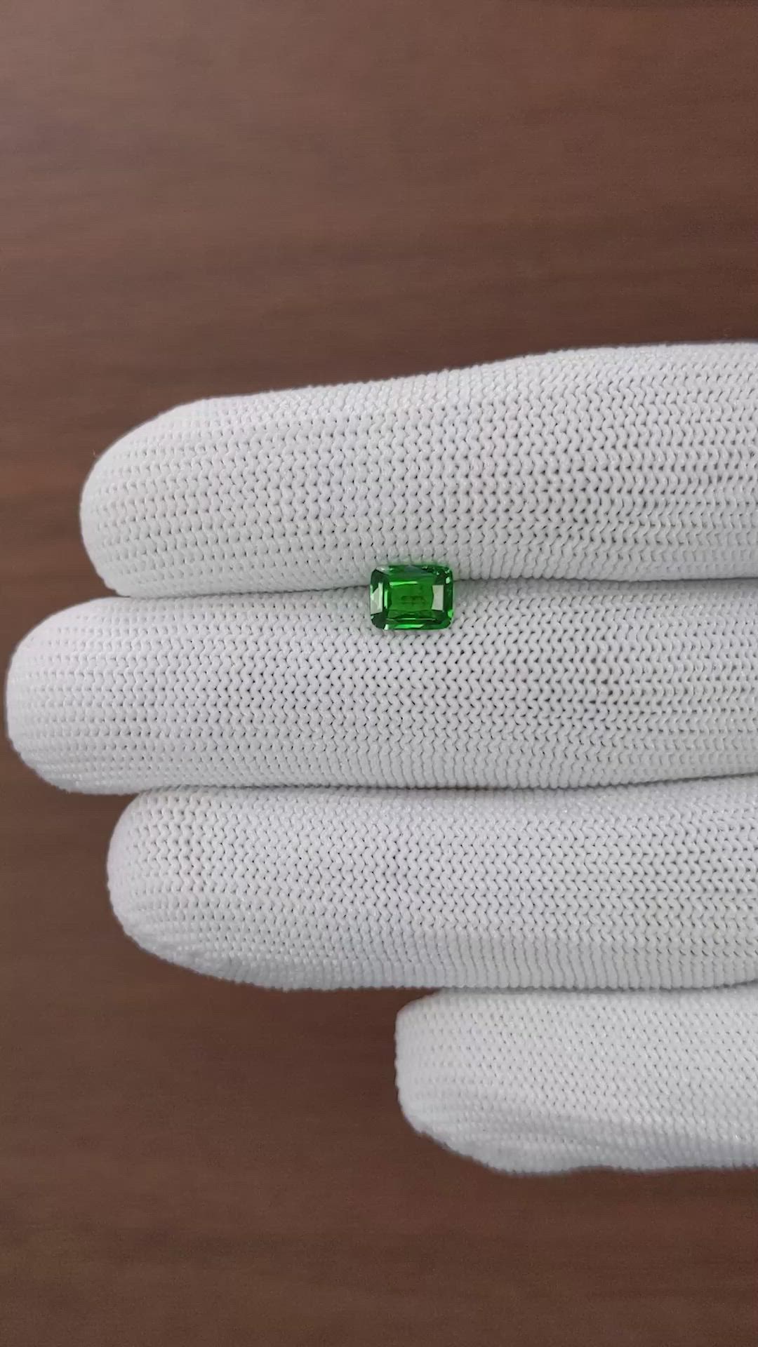 1.01 Ct. Tsavorite Garnet from Tanzania Size Video