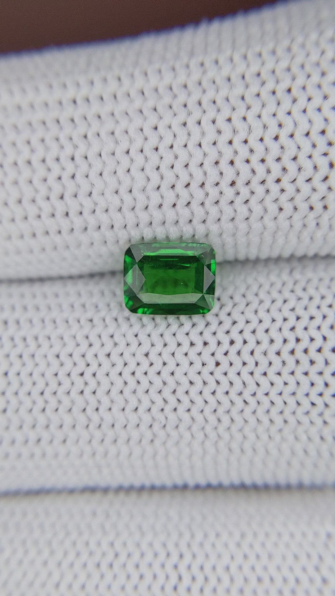 1.01 Ct. Tsavorite Garnet from Tanzania Size Video