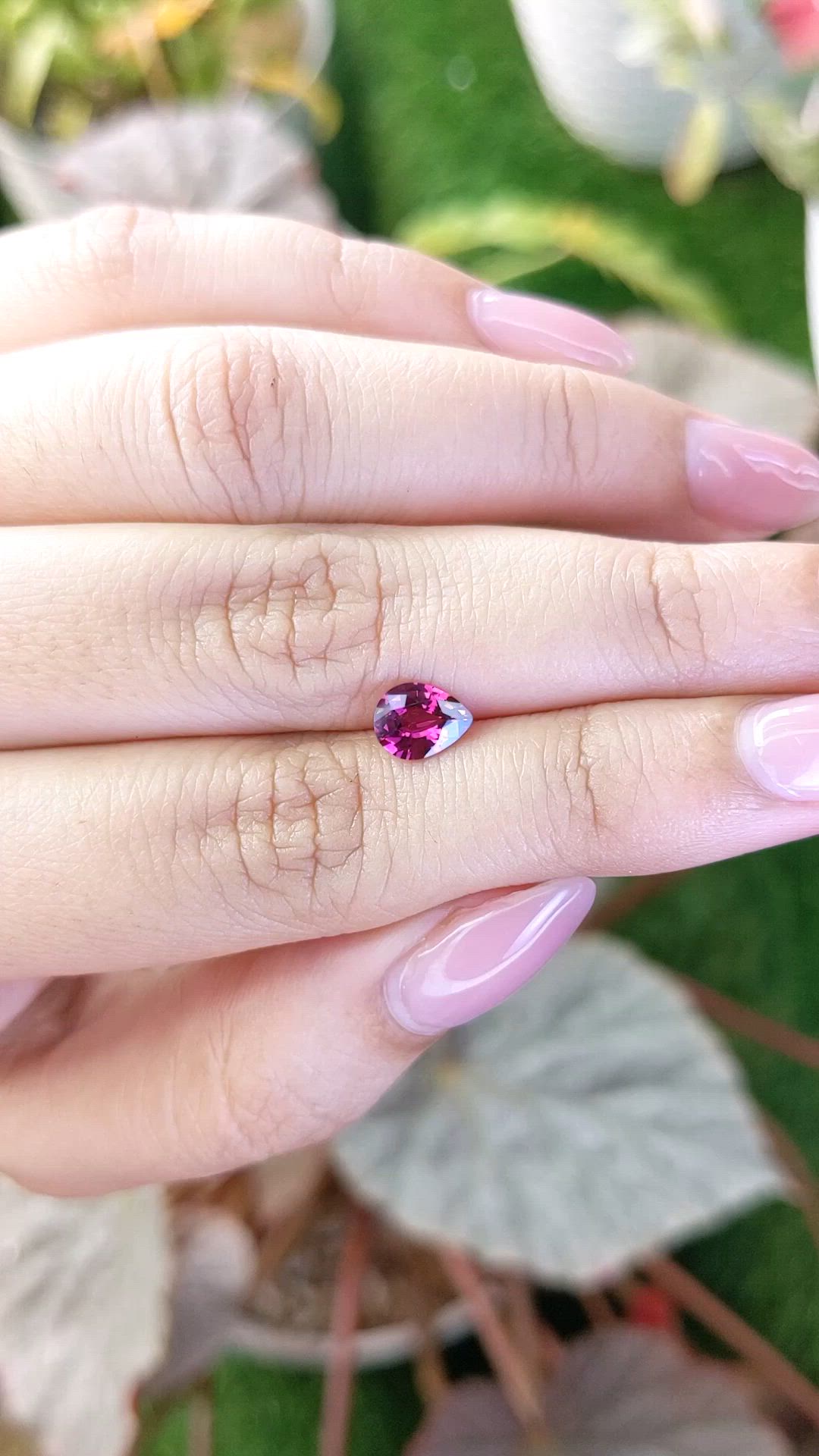 0.90 Ct. Purplish Pink Rhodolite Garnet from Ceylon (Sri Lanka) Size Video