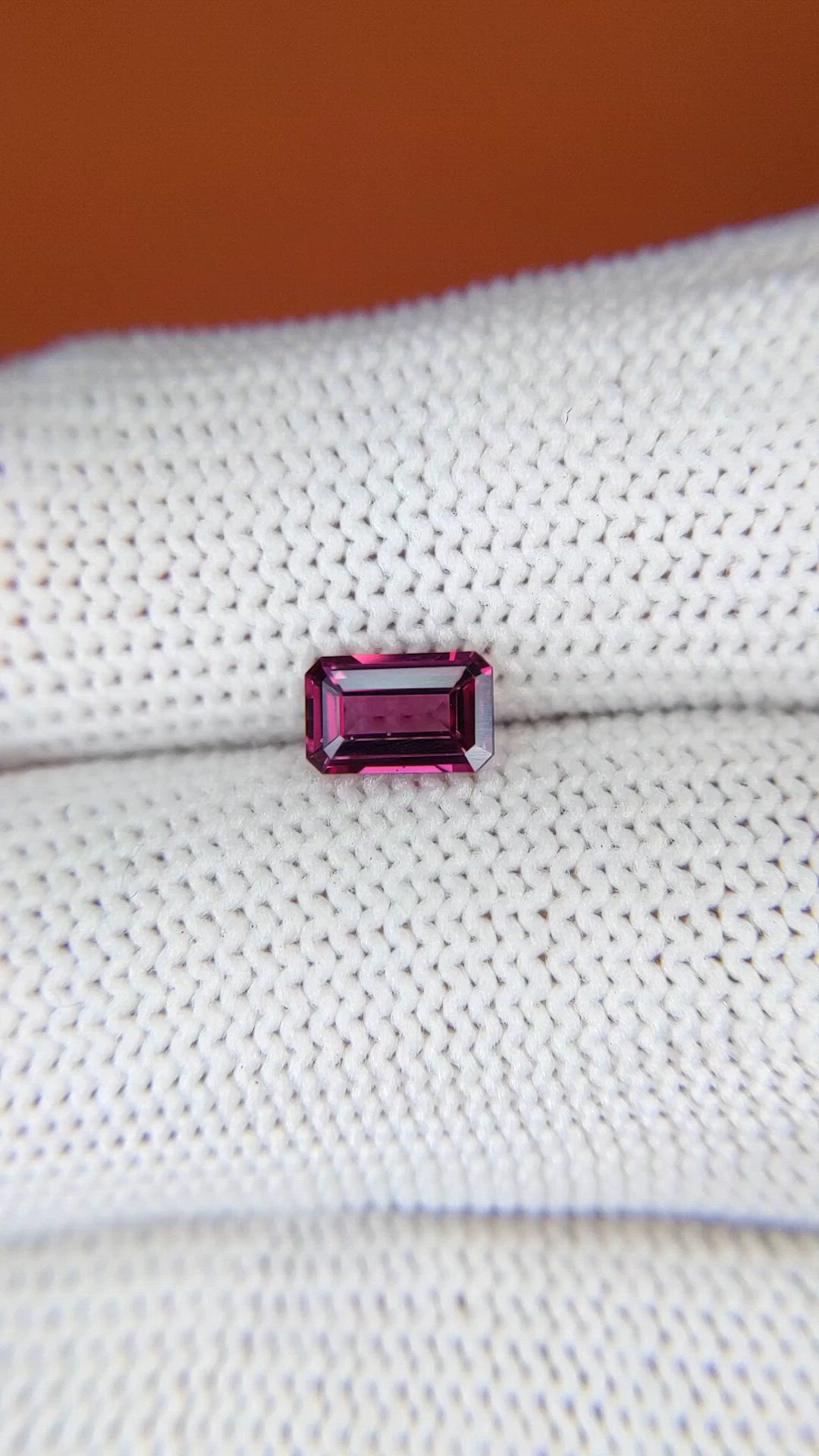 0.85 Ct. Purplish Pink Rhodolite Garnet from Ceylon (Sri Lanka) Size Video