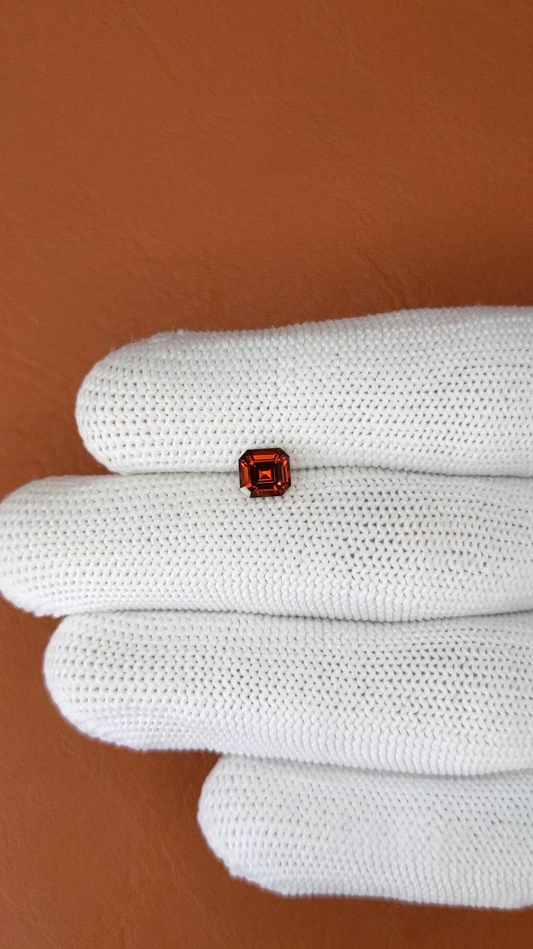 1.00 Ct. Orange Hessonite Garnet from Madagascar Size Video