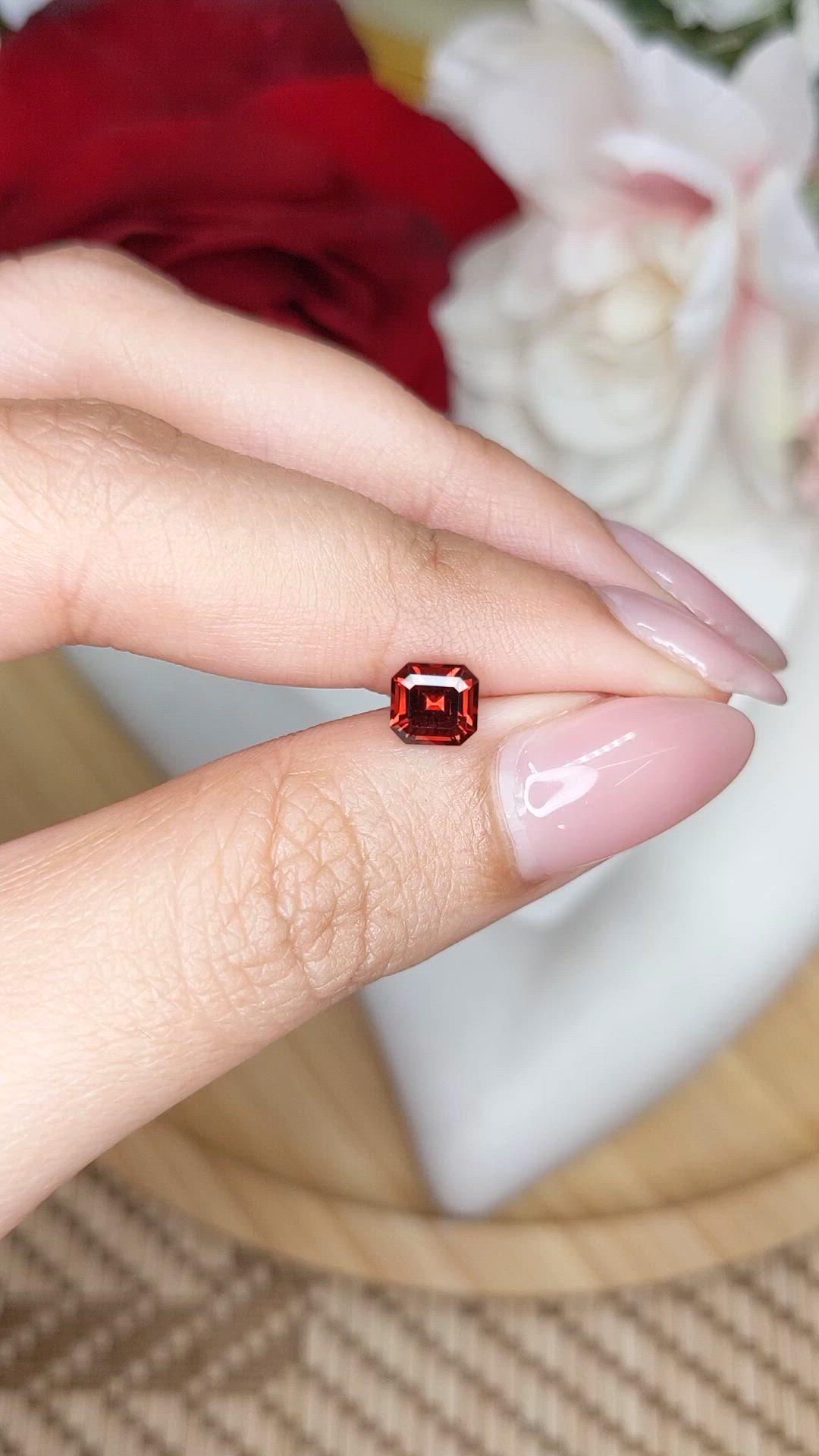 1.00 Ct. Orange Hessonite Garnet from Madagascar Size Video