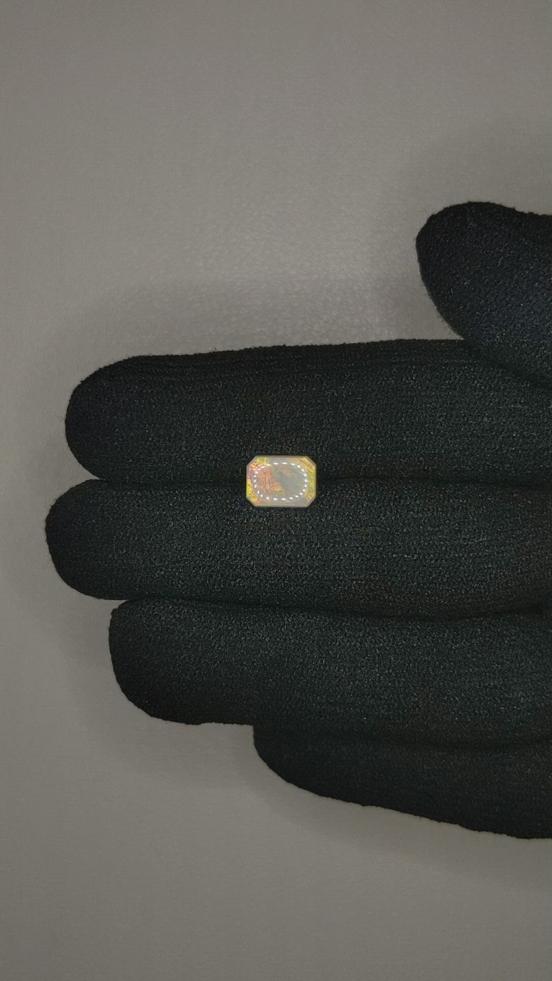 0.99 Ct. Multi Color White Opal (Light Opal) from Australia Size Video