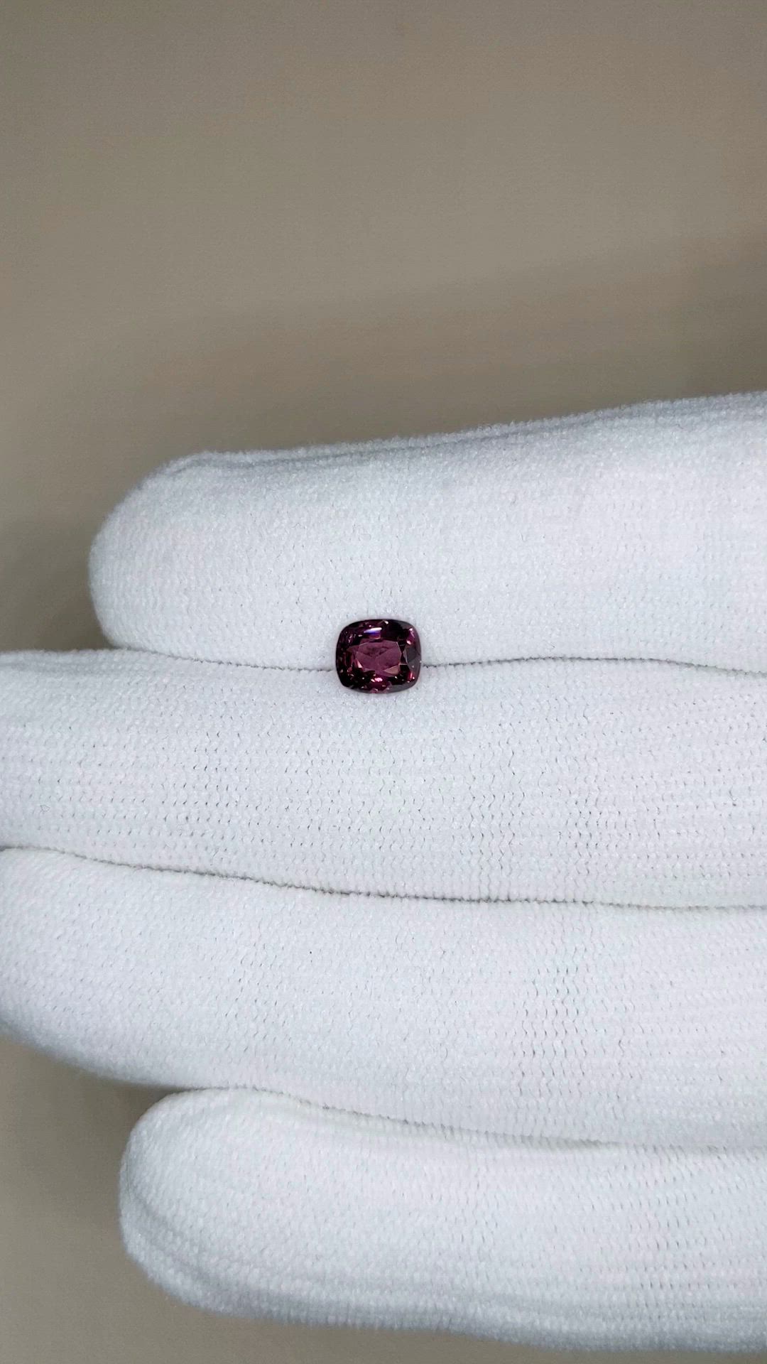 1.10 Ct. Pinkish Purple Spinel from Burma (Myanmar) Size Video